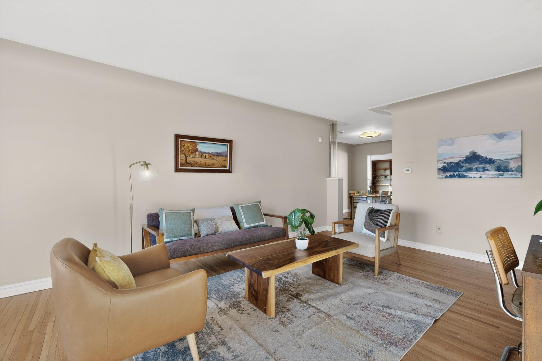 4217 Mackland Avenue NE