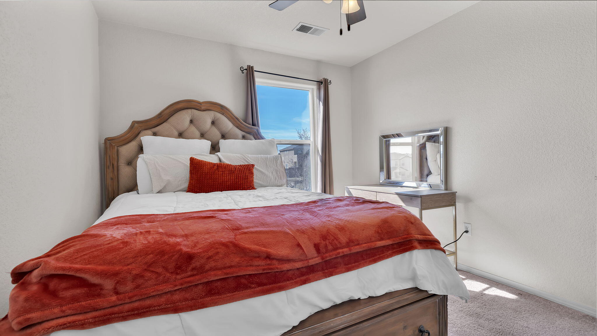 6532 Los Pueblos Place NW