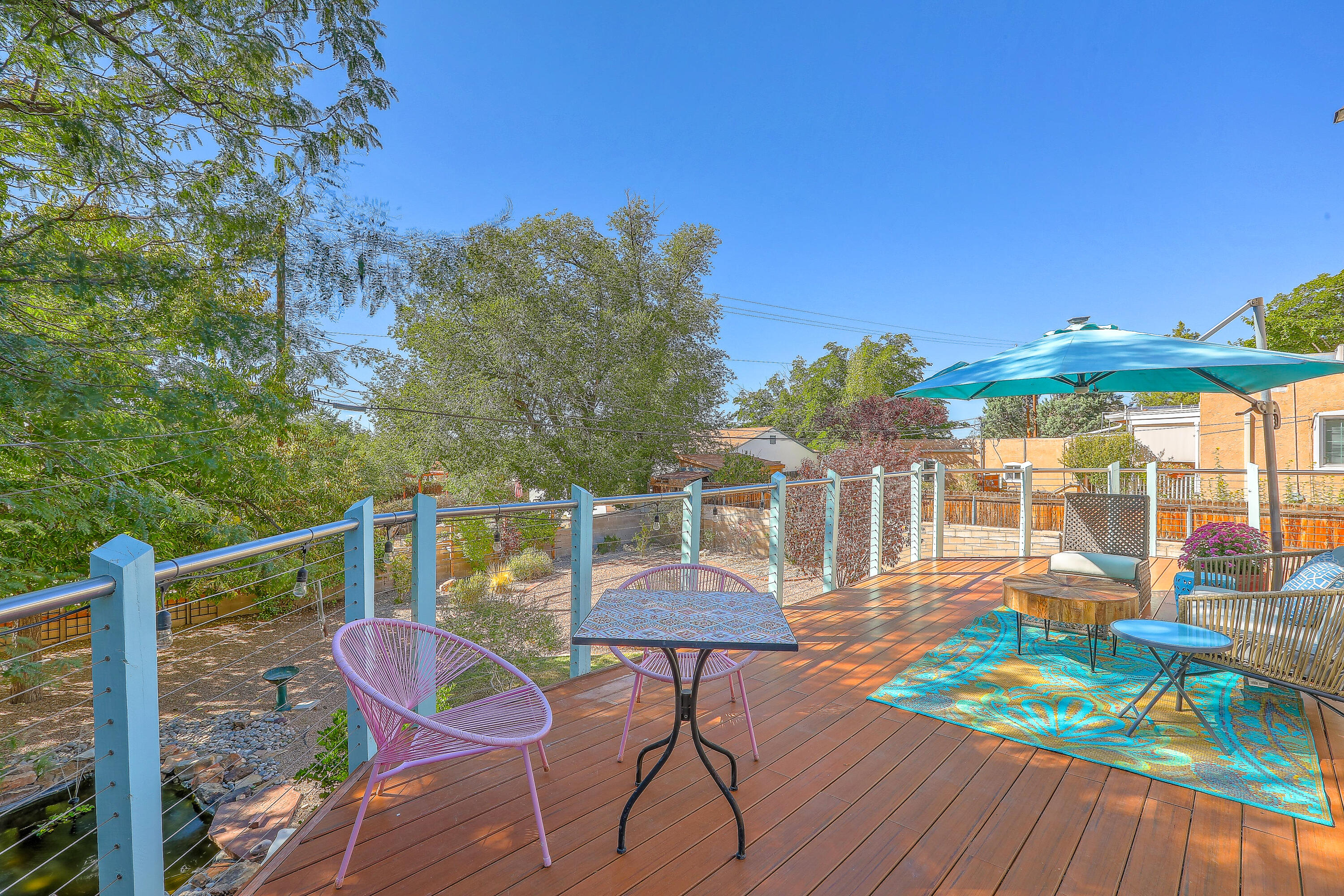 707 Richmond Drive SE