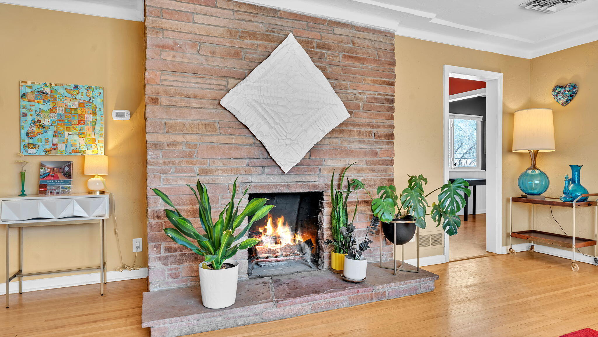 707 Richmond Drive SE