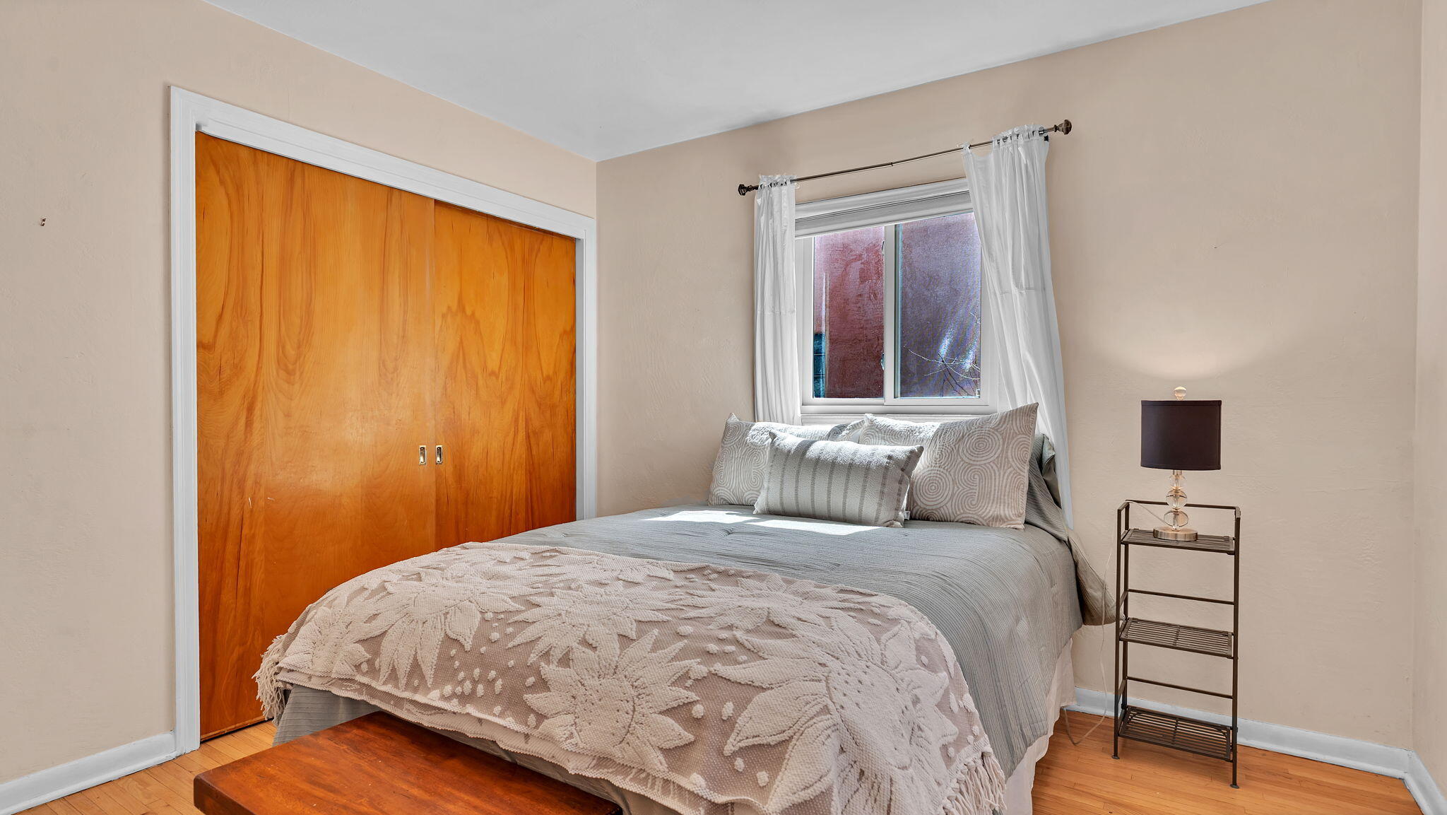 707 Richmond Drive SE