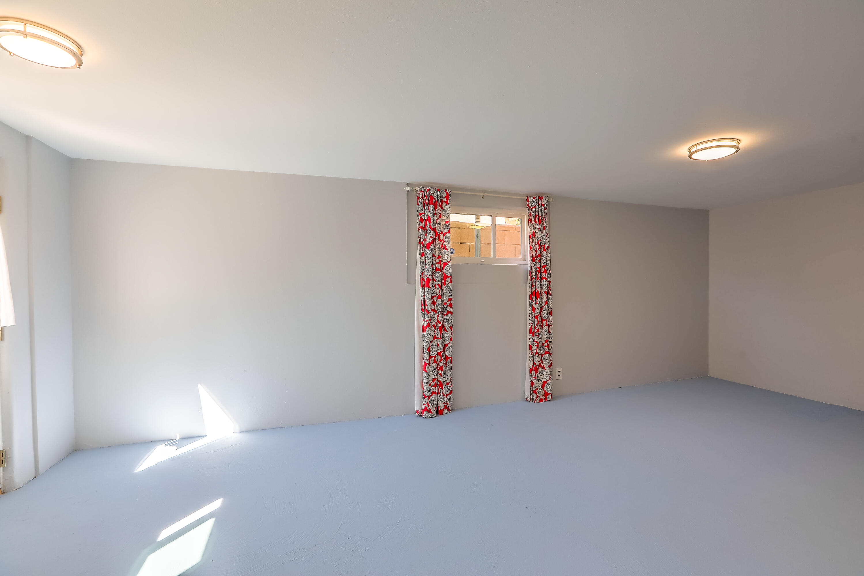 707 Richmond Drive SE