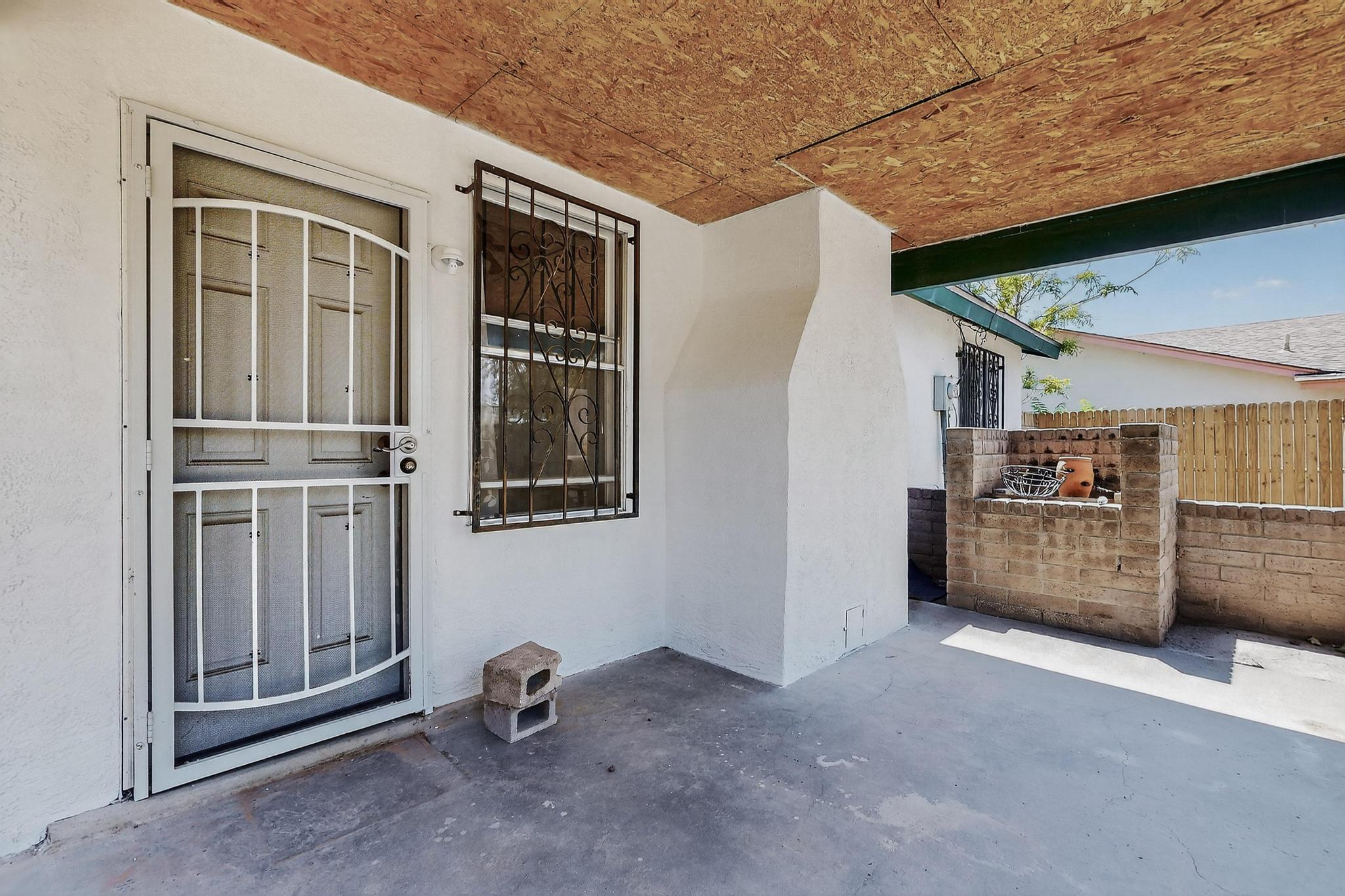 6407 Mendius Avenue NE