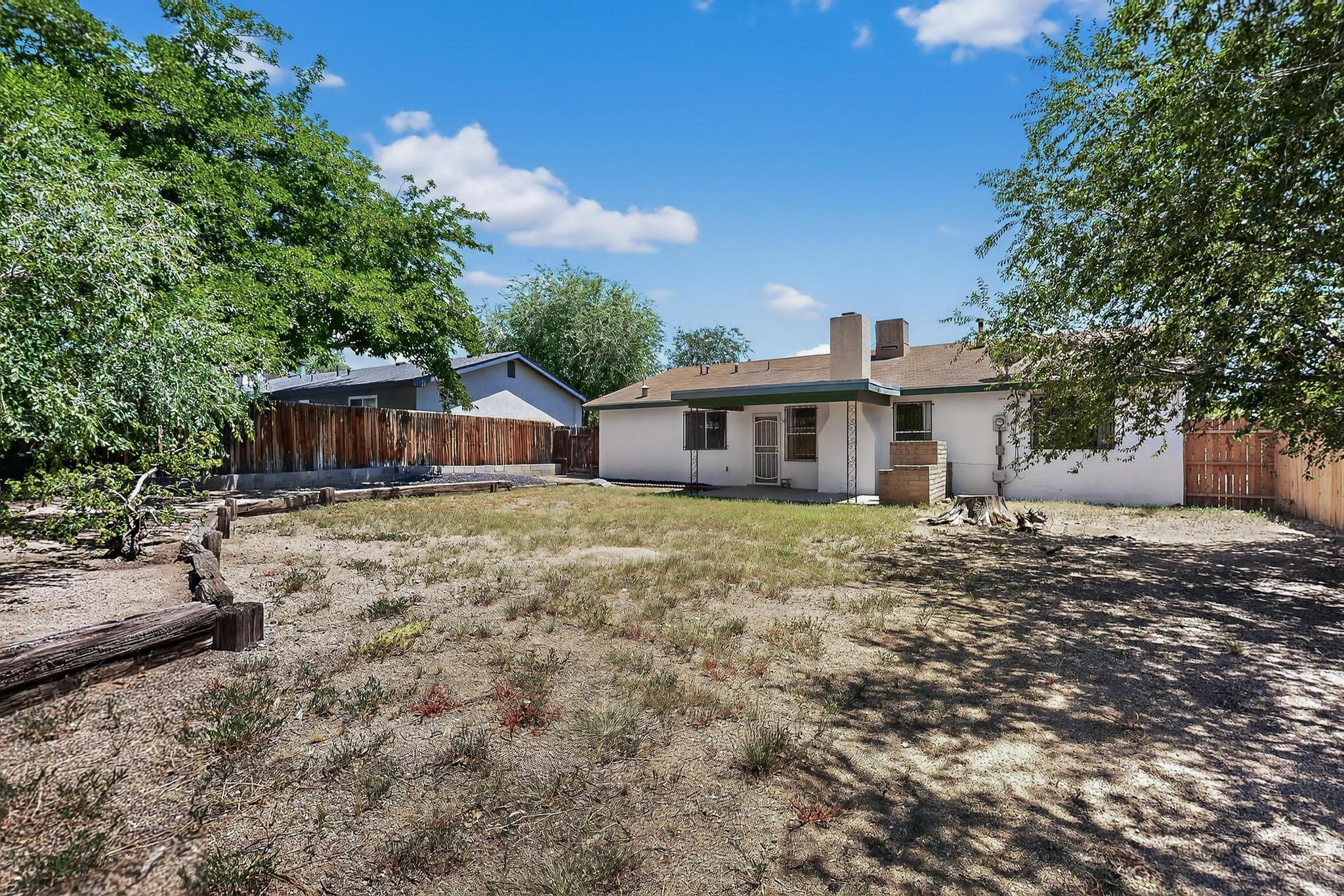 6407 Mendius Avenue NE