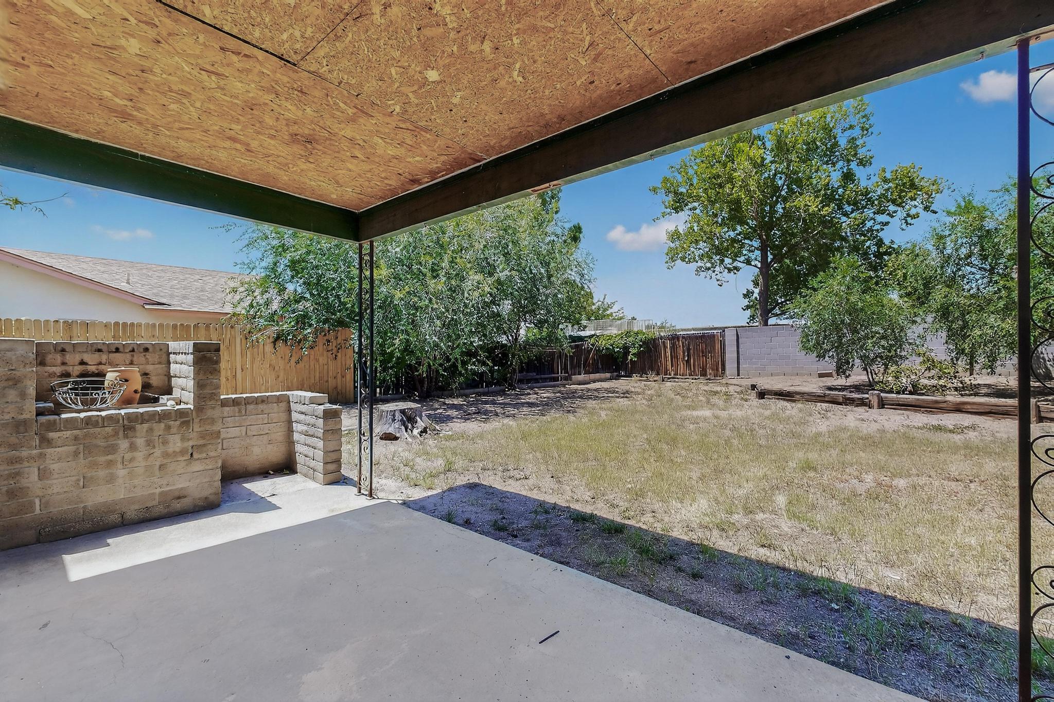 6407 Mendius Avenue NE