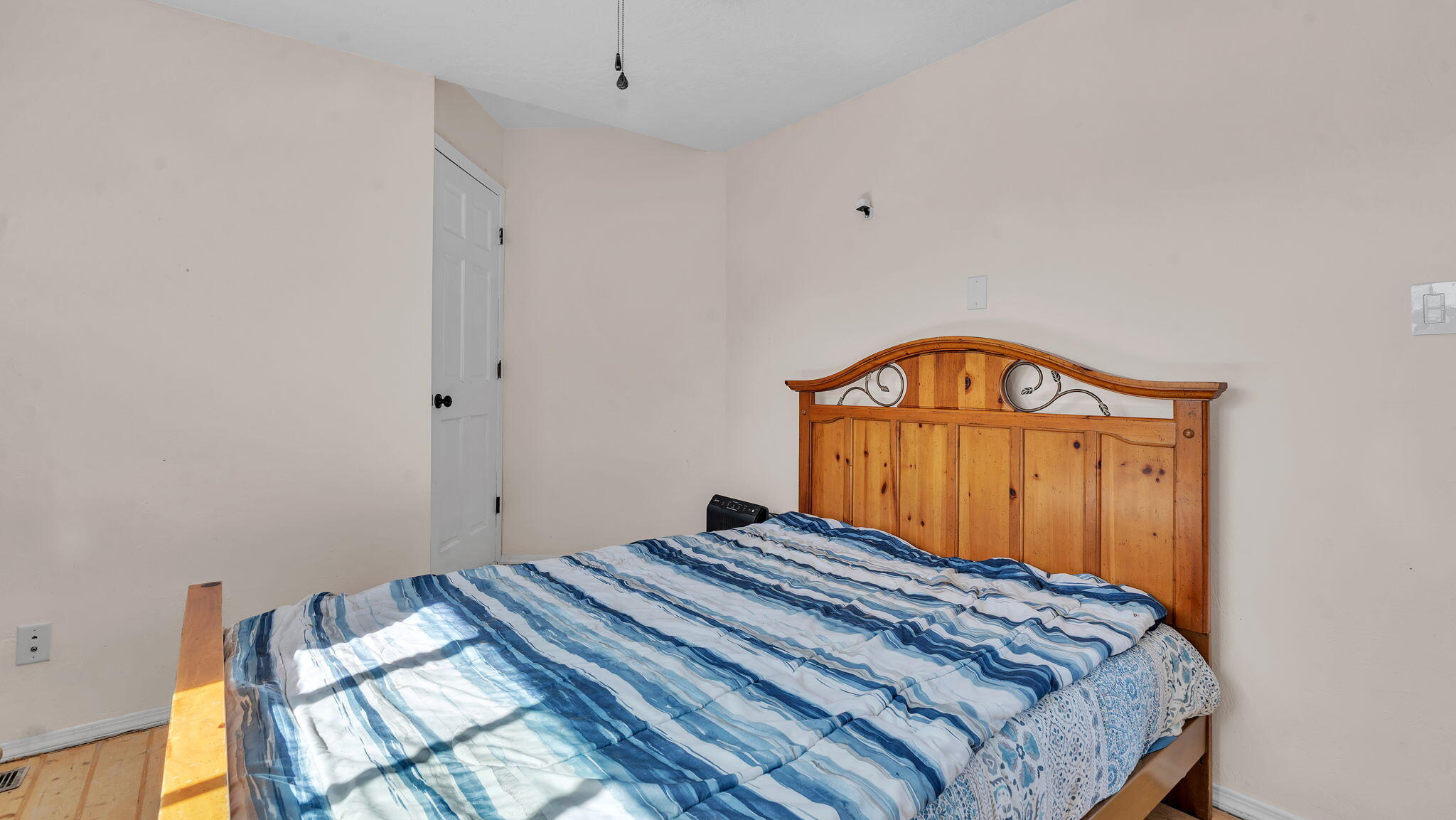 14329 Windsor Place NE