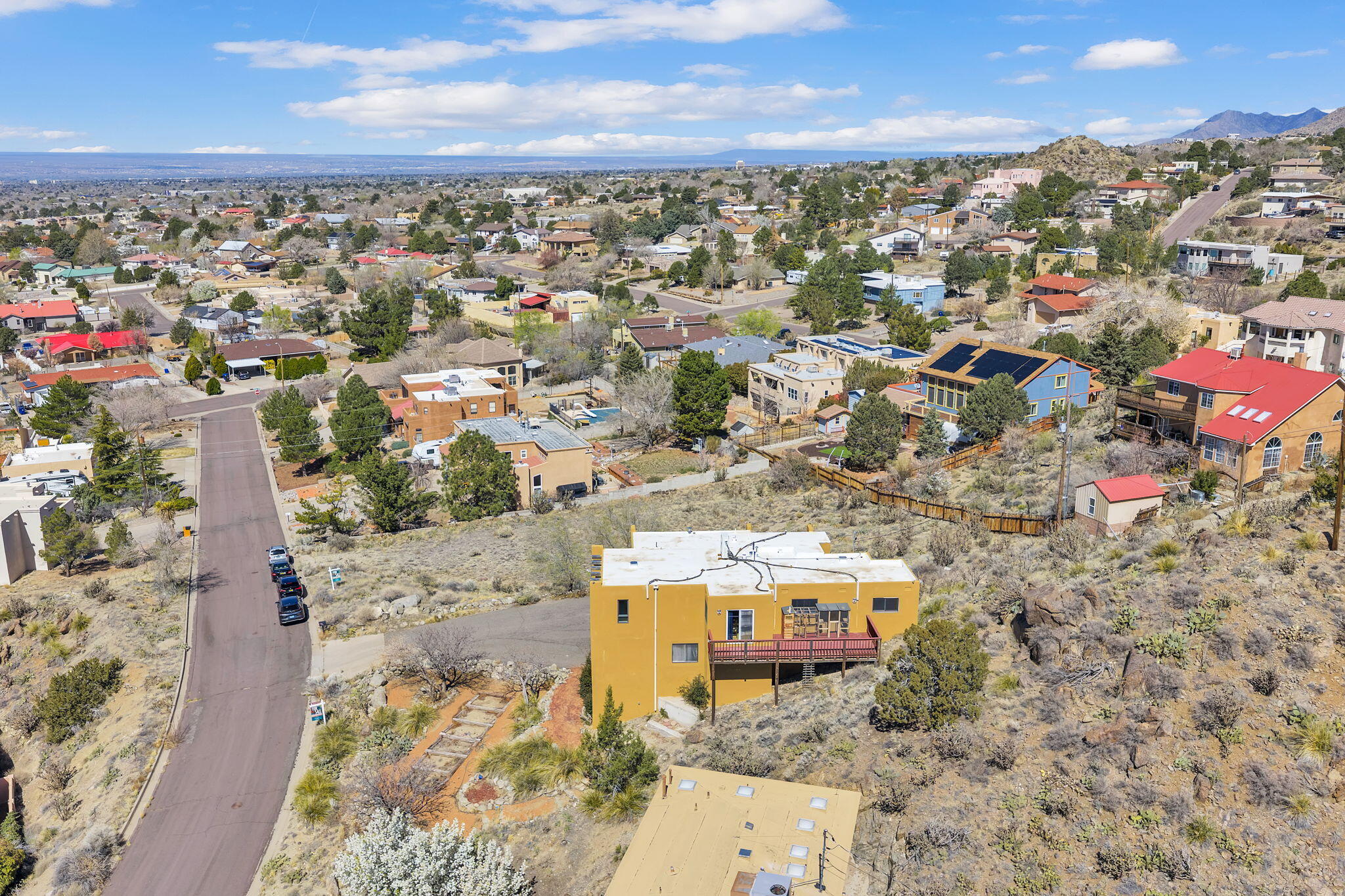 14329 Windsor Place NE