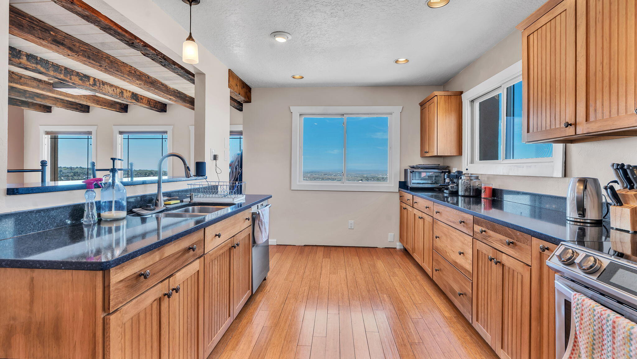 14329 Windsor Place NE