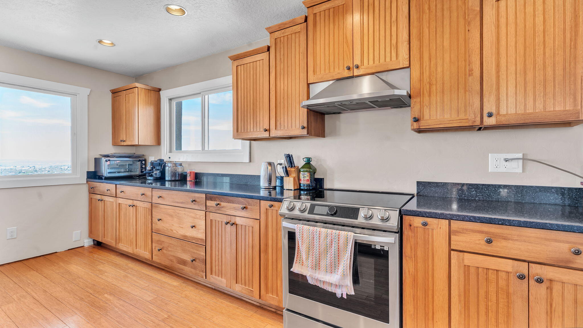 14329 Windsor Place NE