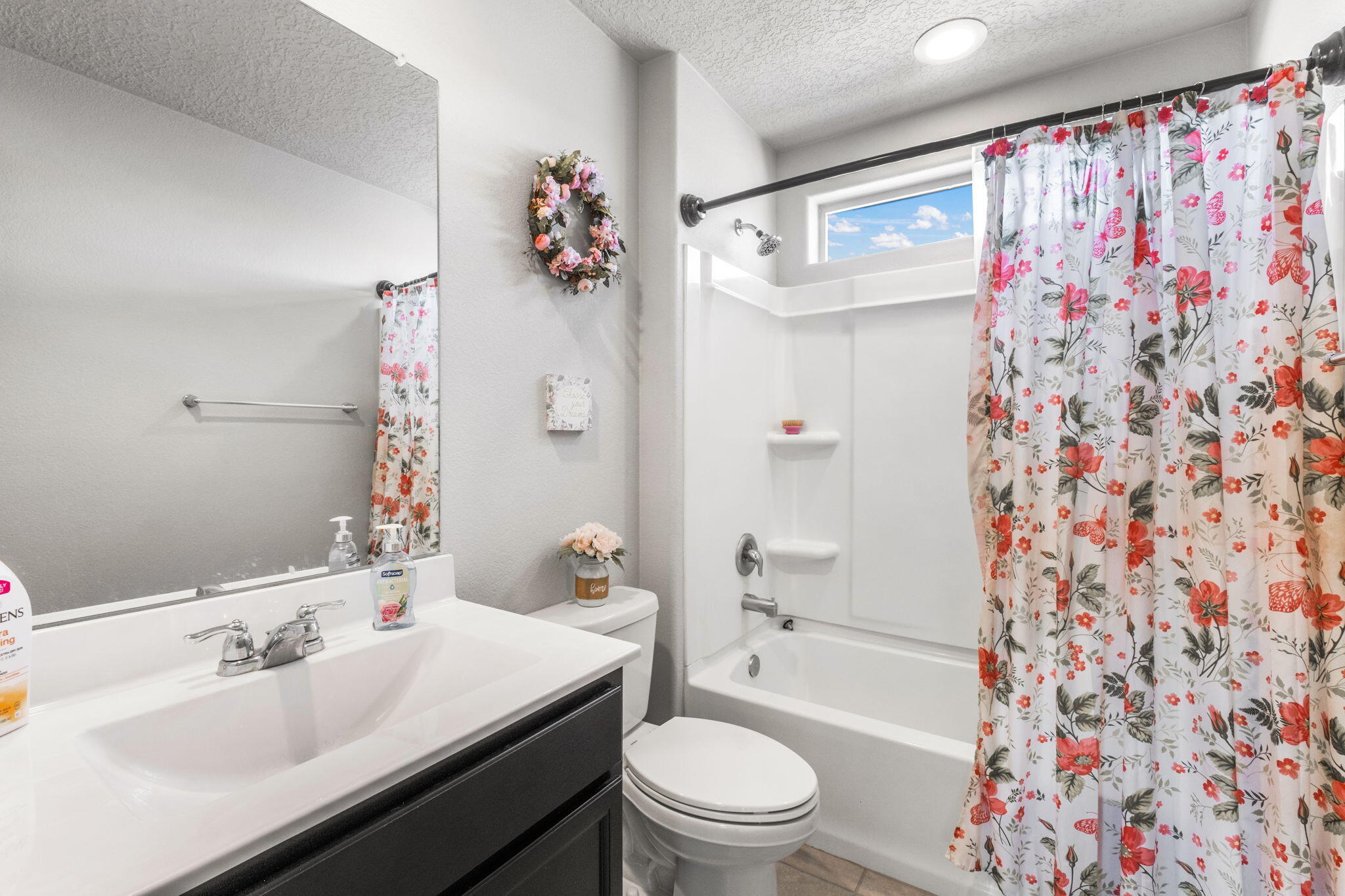 4892 Longs Peak Road NE