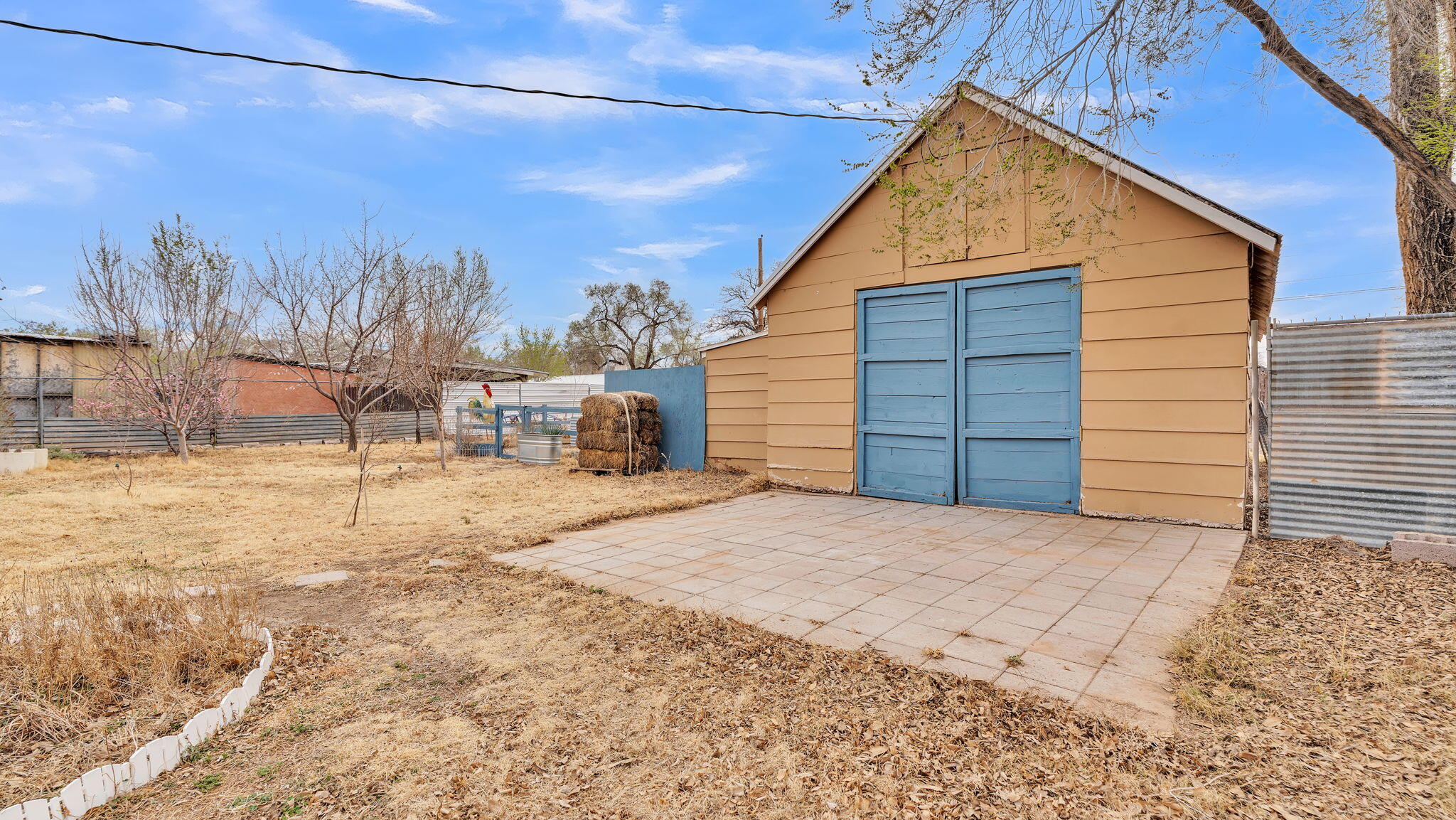 1046 McMullen Drive NW