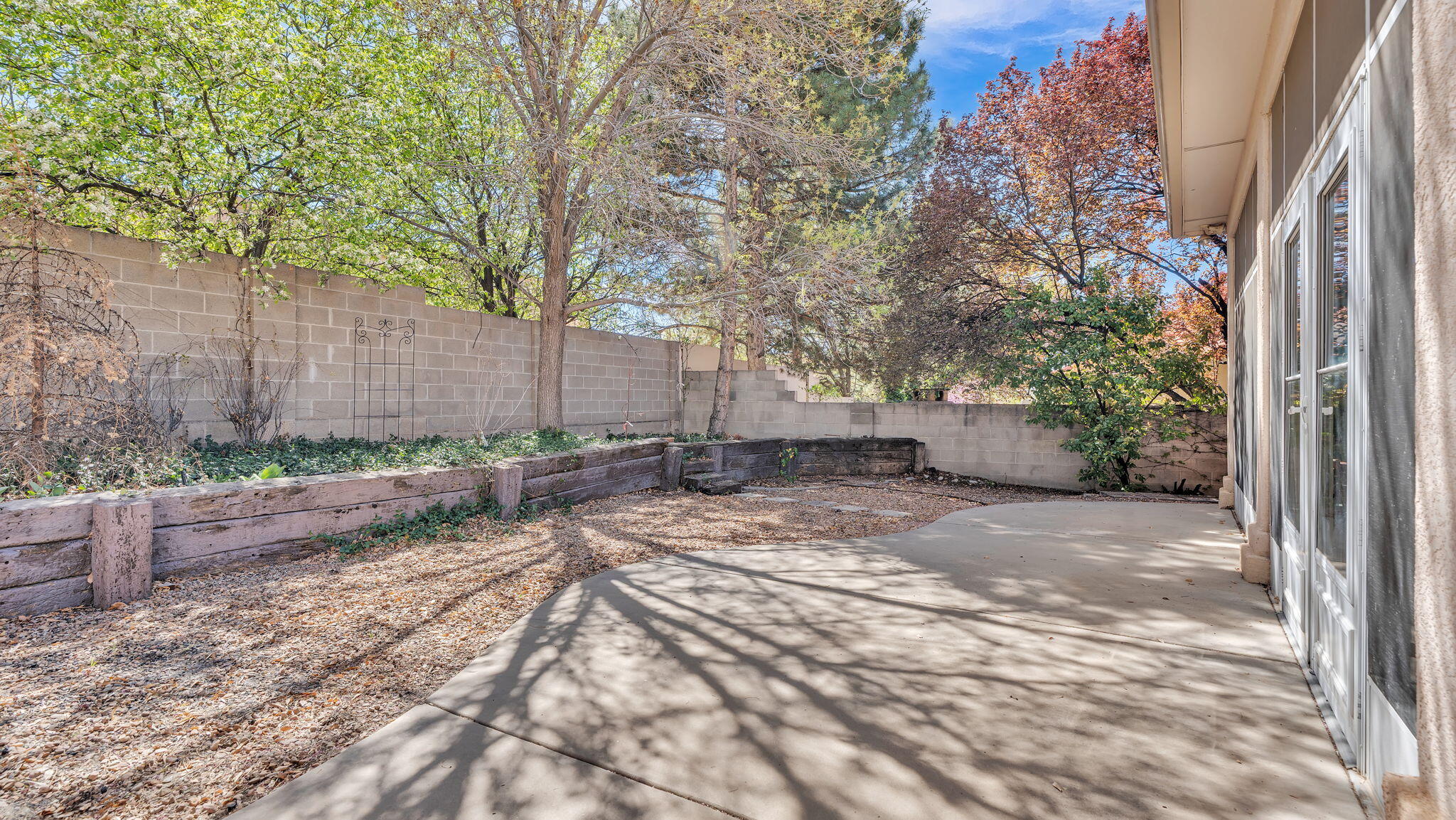 12008 Persimmon Avenue NE