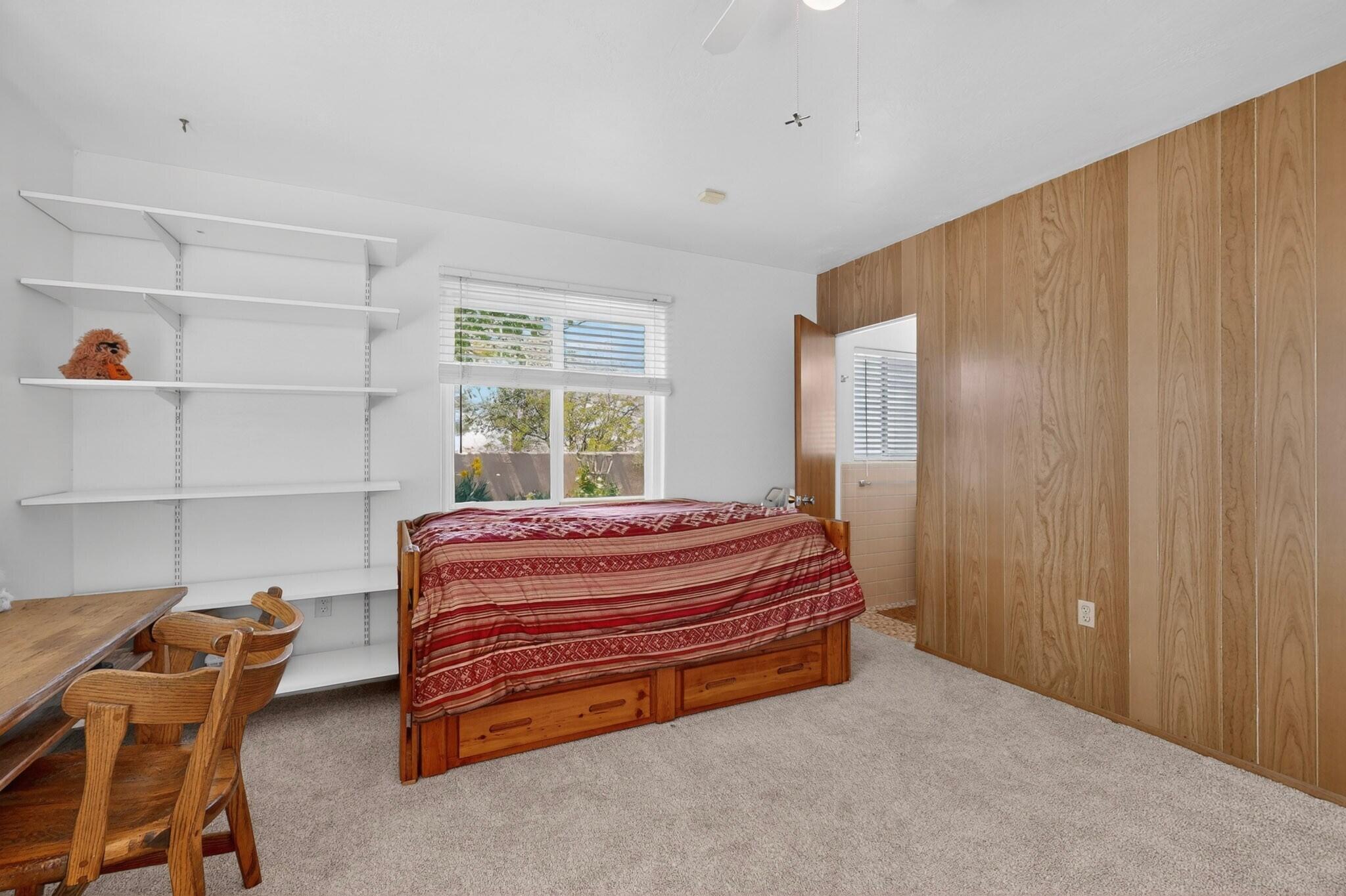 1601 Vassar Drive SE
