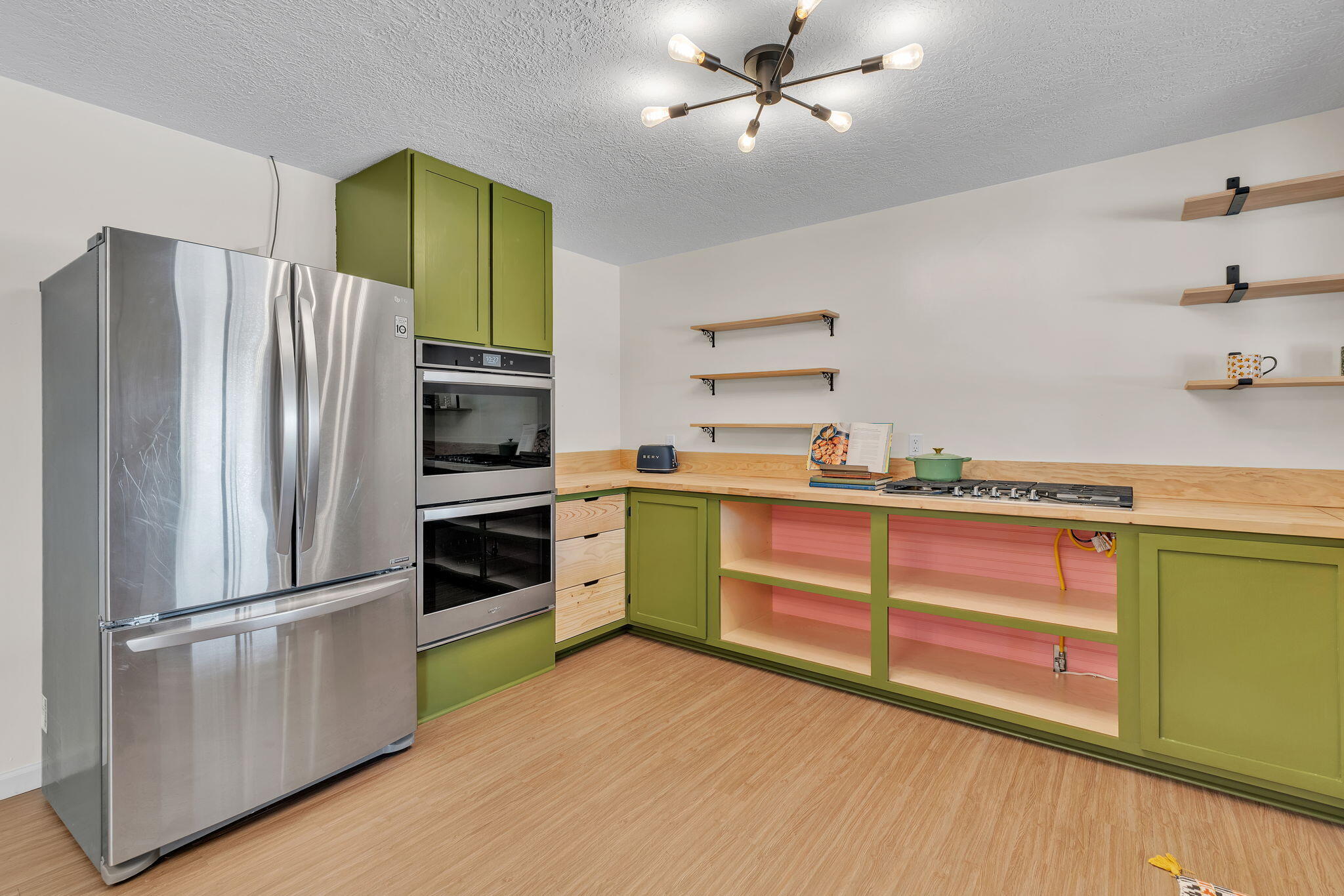 2707 Floral Road NW