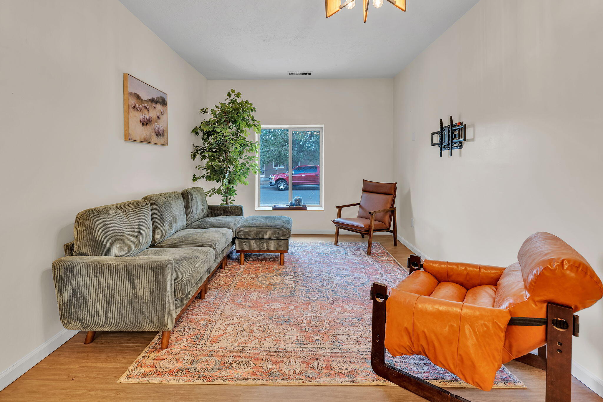 2707 Floral Road NW