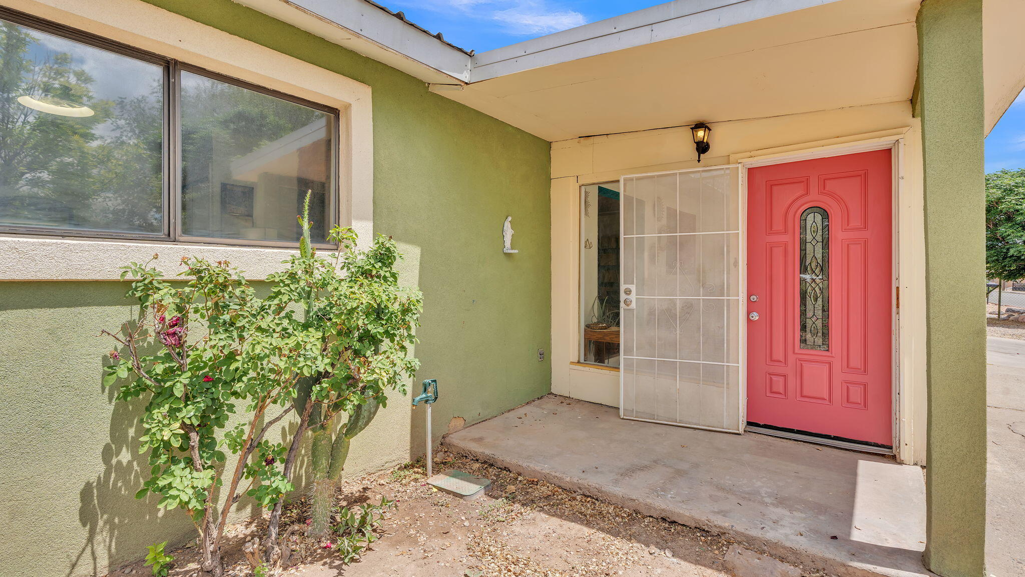 2707 Floral Road NW