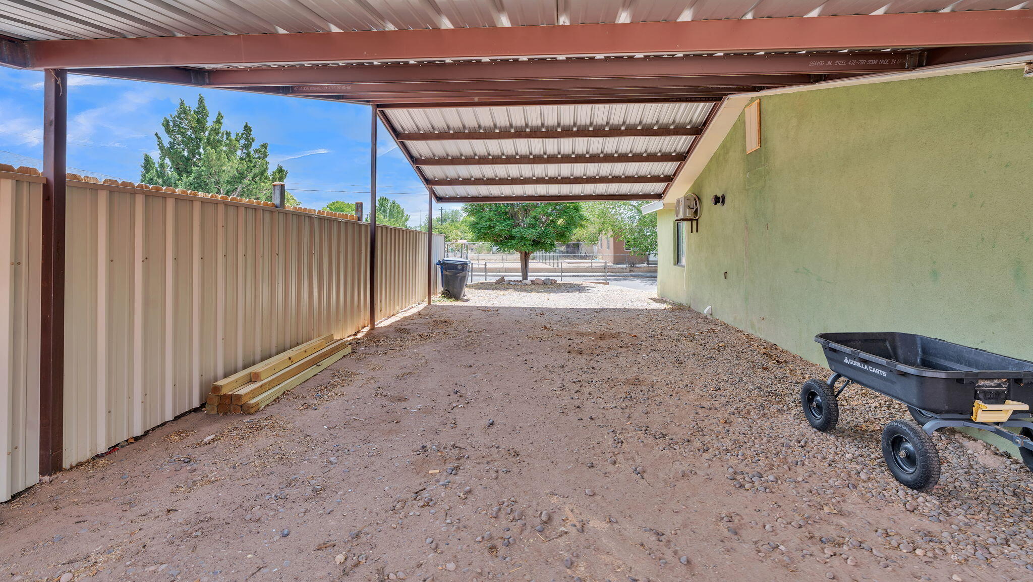 2707 Floral Road NW