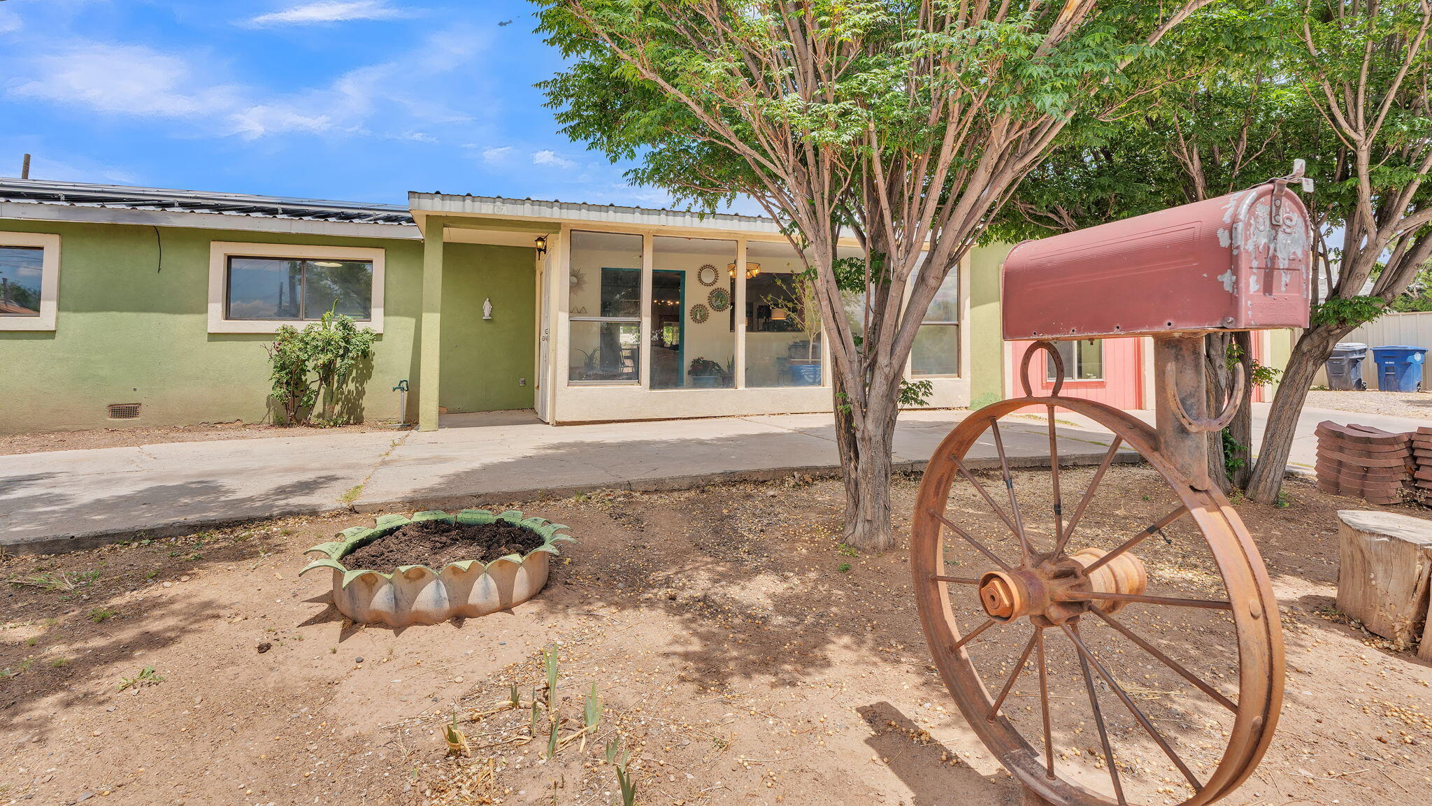 2707 Floral Road NW