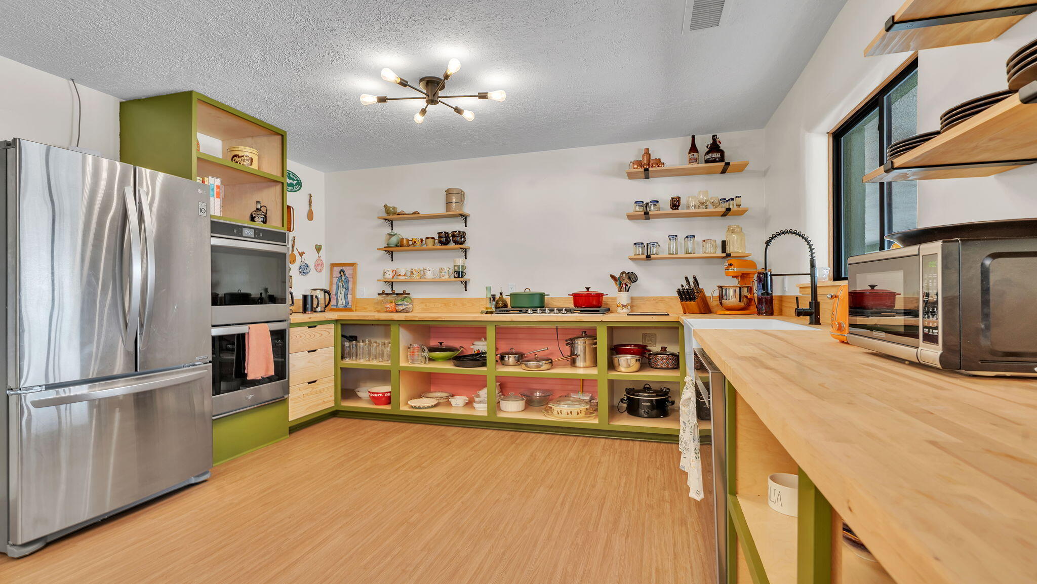 2707 Floral Road NW