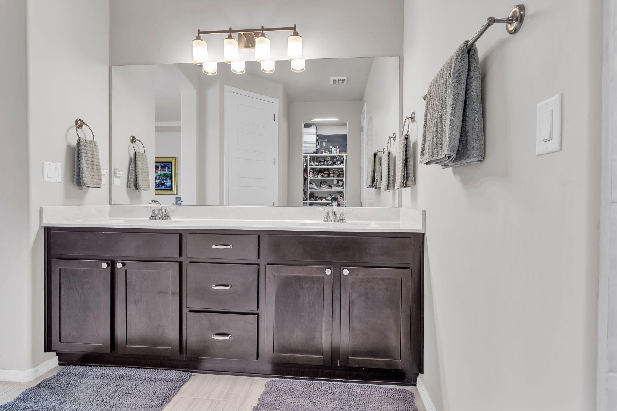 4244 Crowned Eagle Loop NE