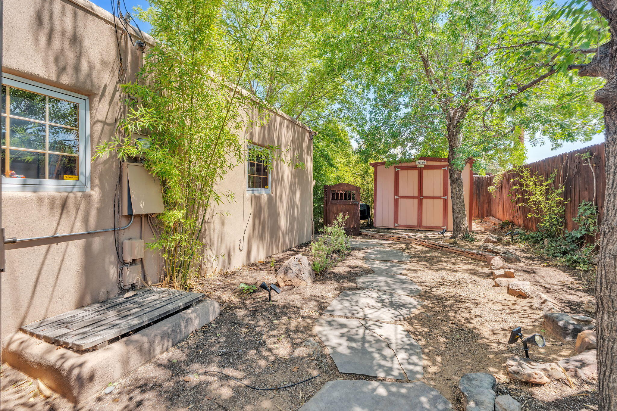 33 Garden Park Circle NW