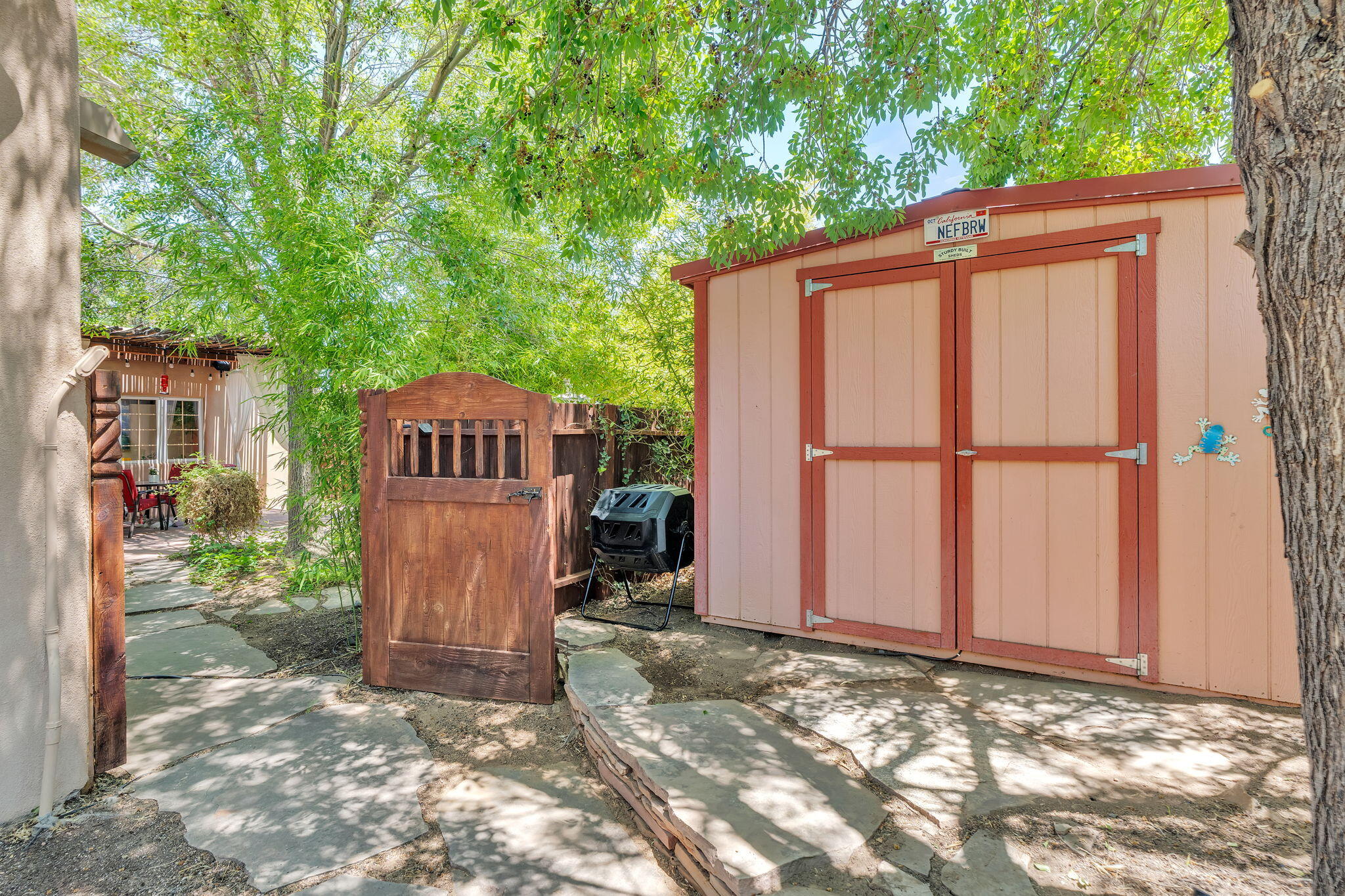 33 Garden Park Circle NW