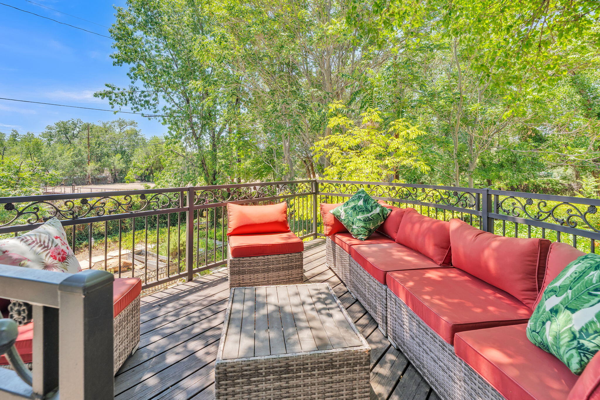 33 Garden Park Circle NW