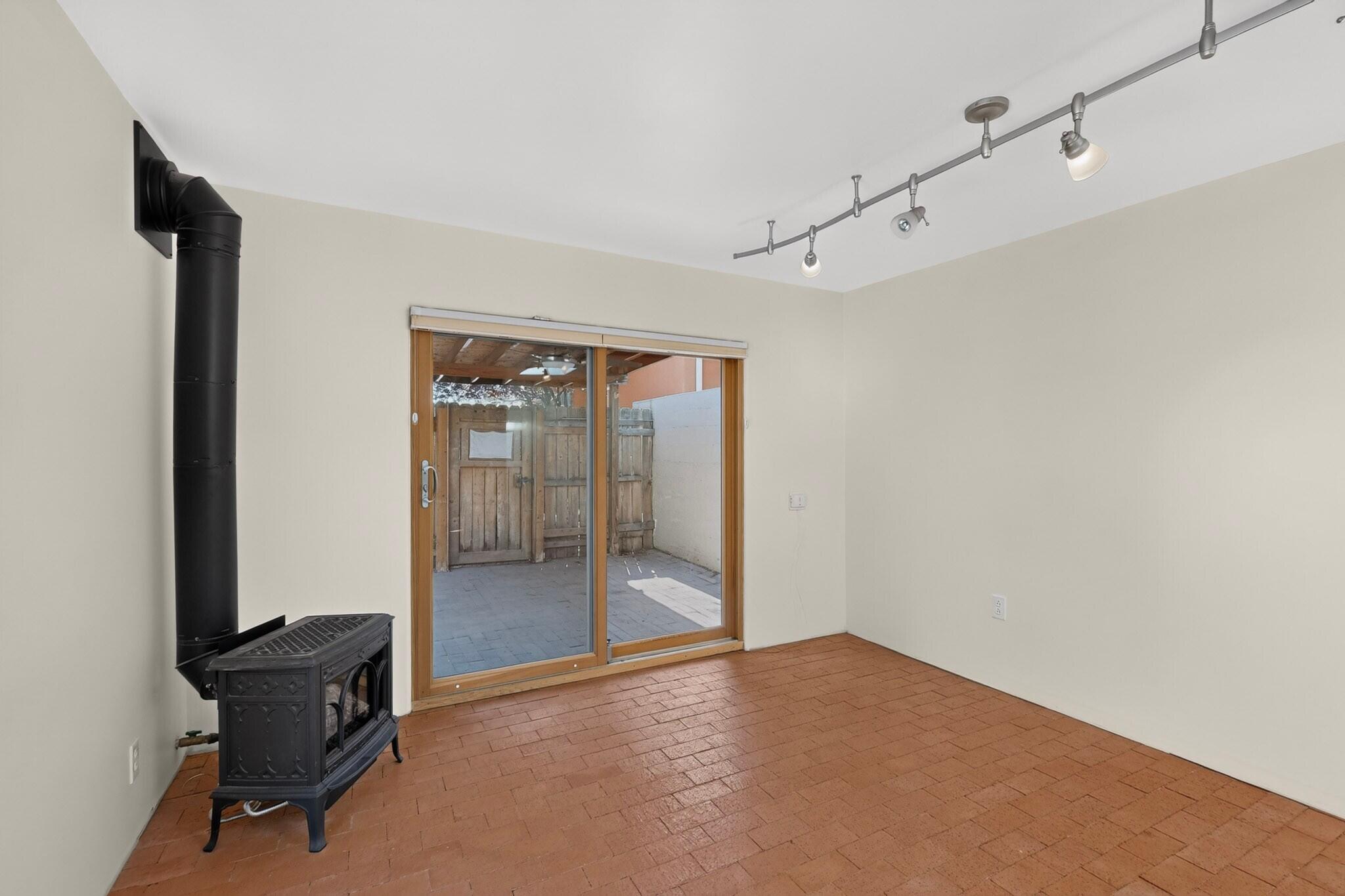 309 Carlisle Boulevard NE