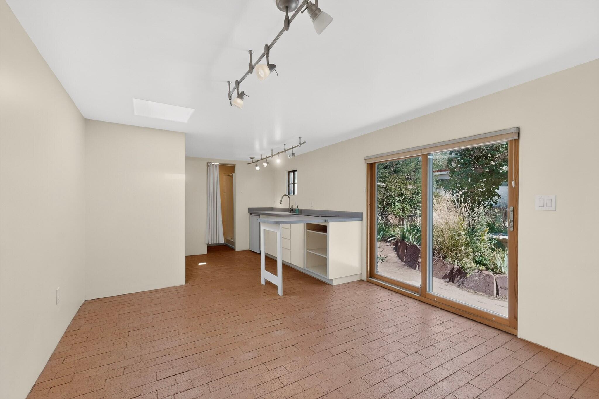309 Carlisle Boulevard NE