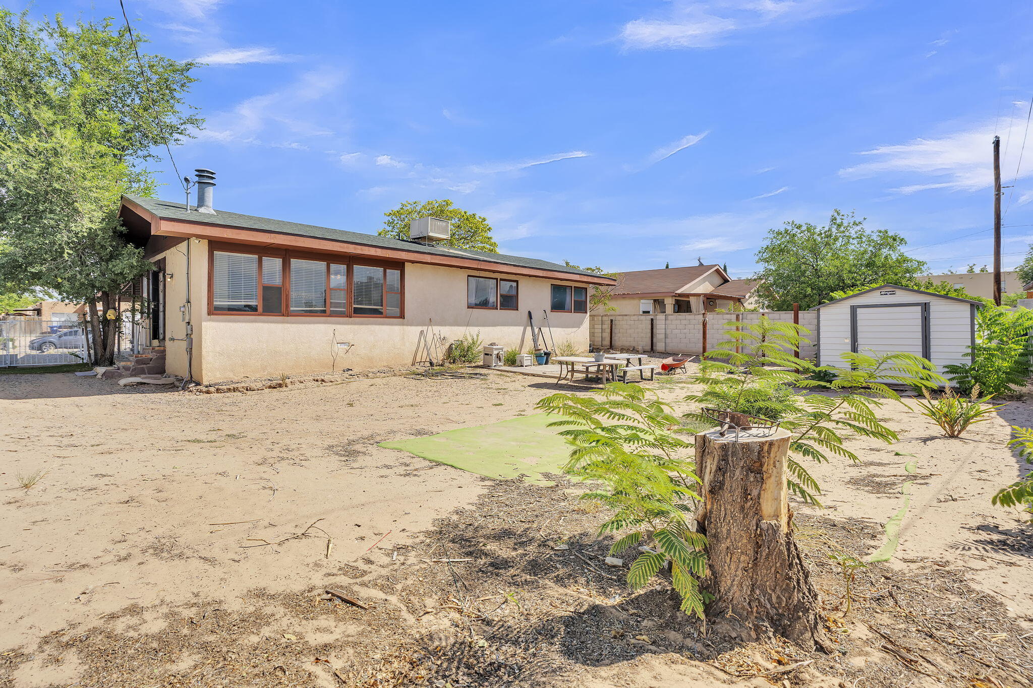 5008 Redlands Road NW