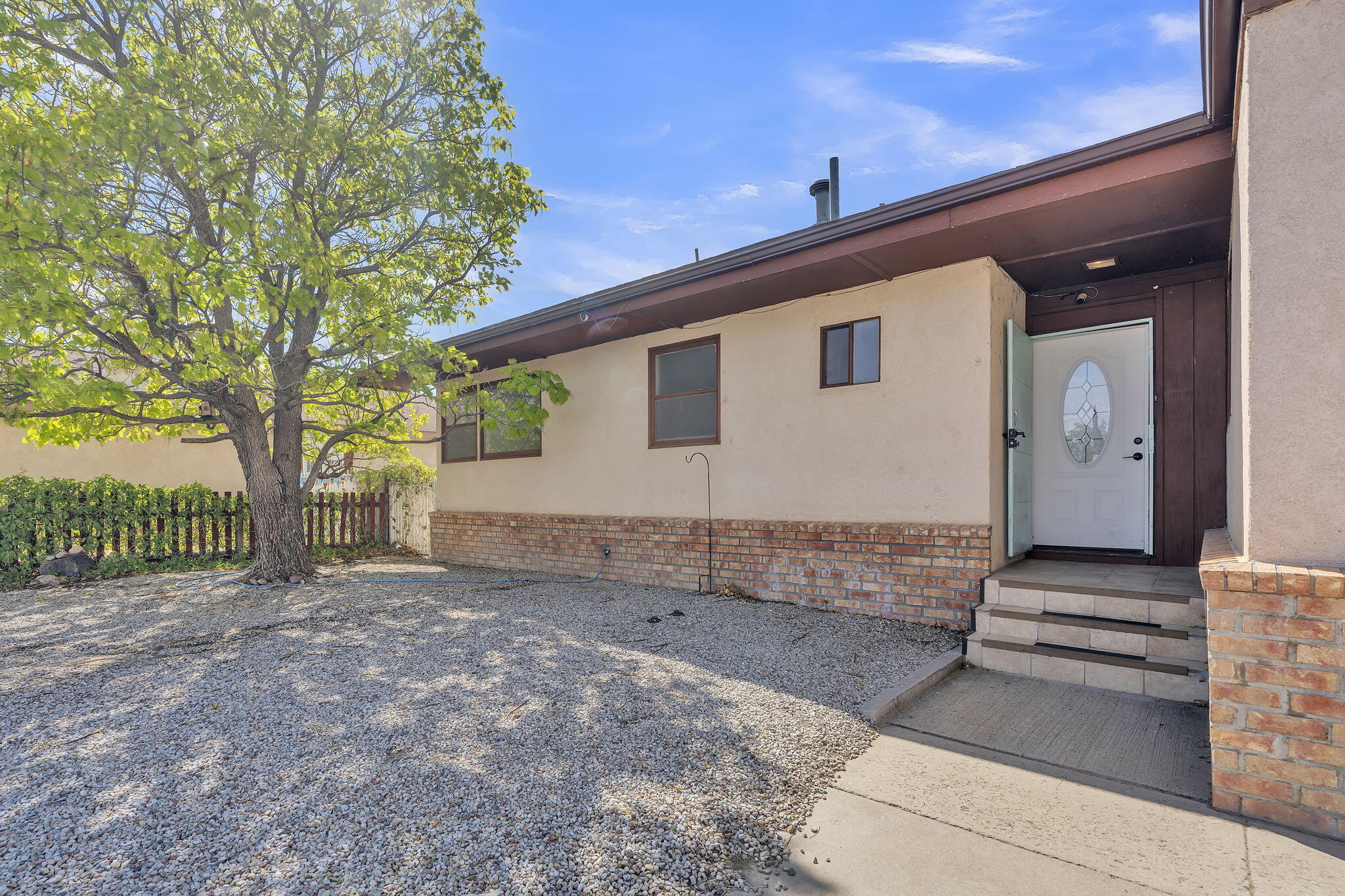 5008 Redlands Road NW