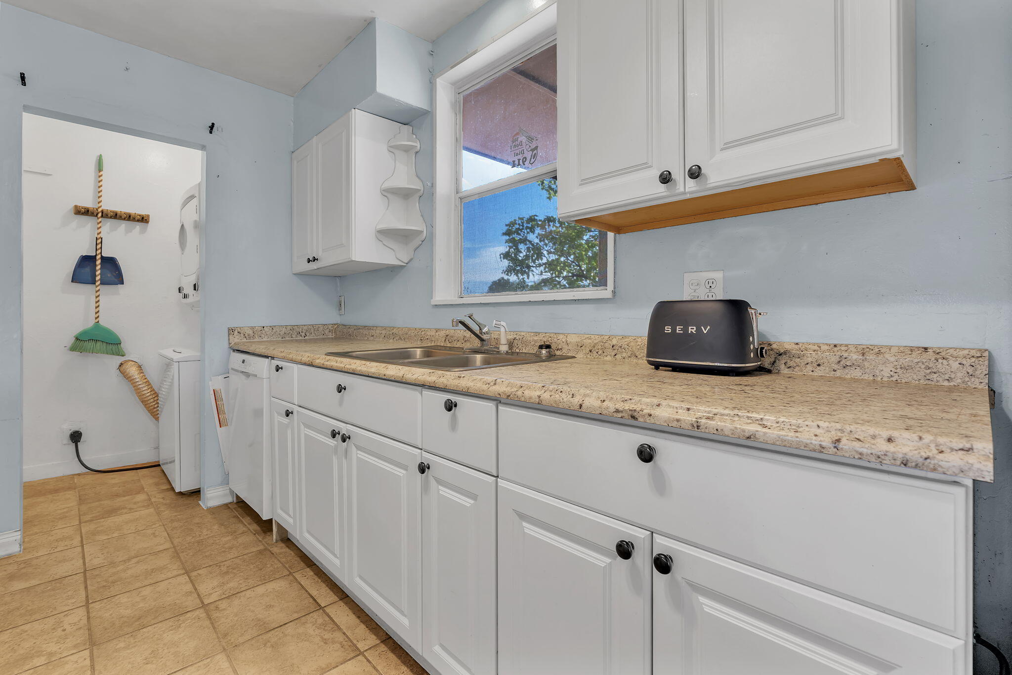 5008 Redlands Road NW