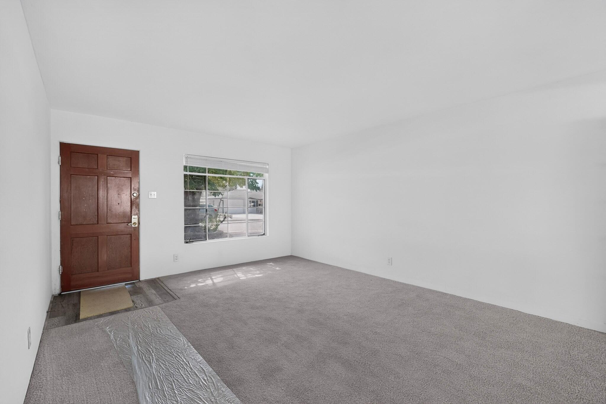 2015 Vermont Street NE