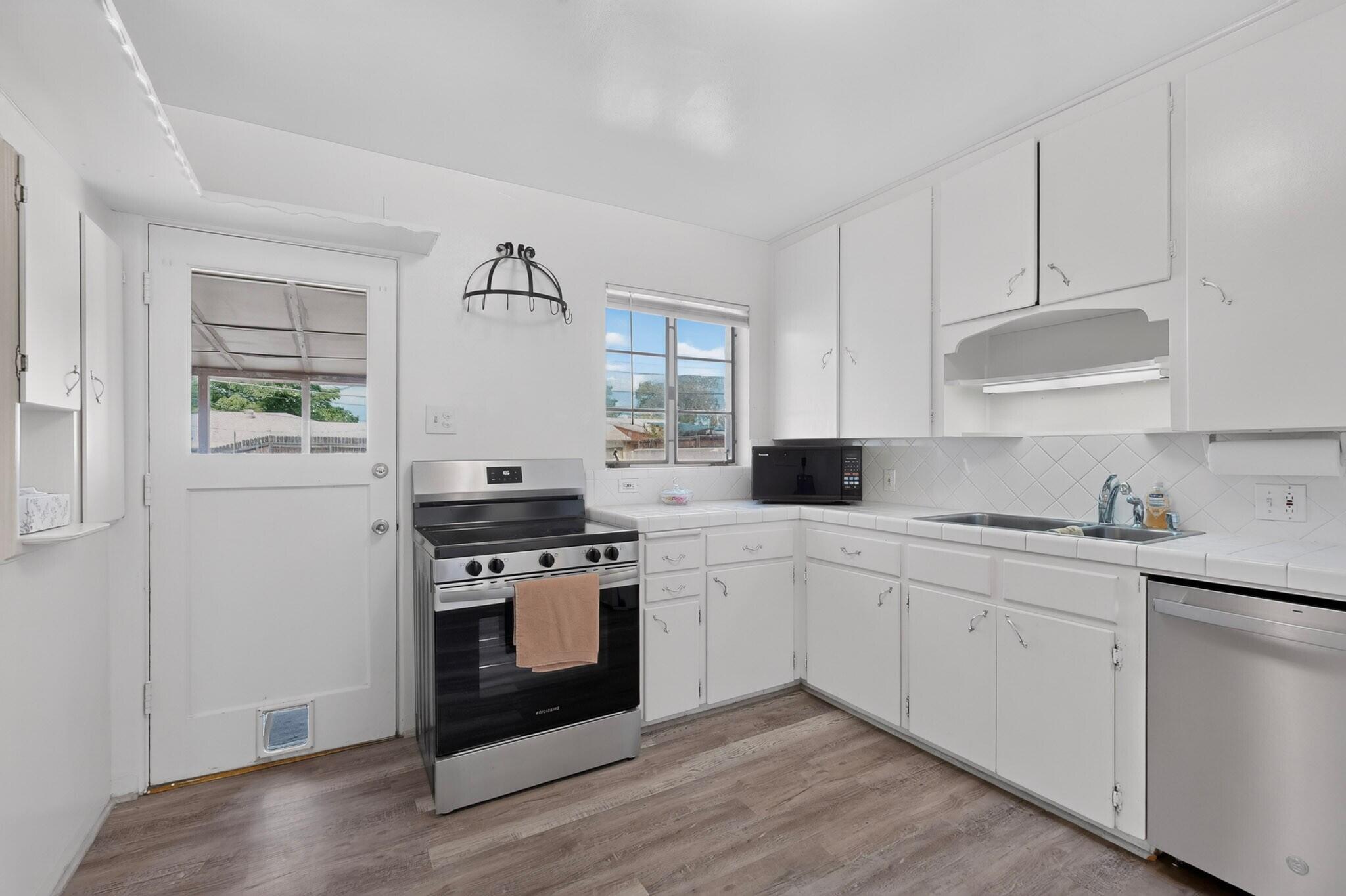 2015 Vermont Street NE