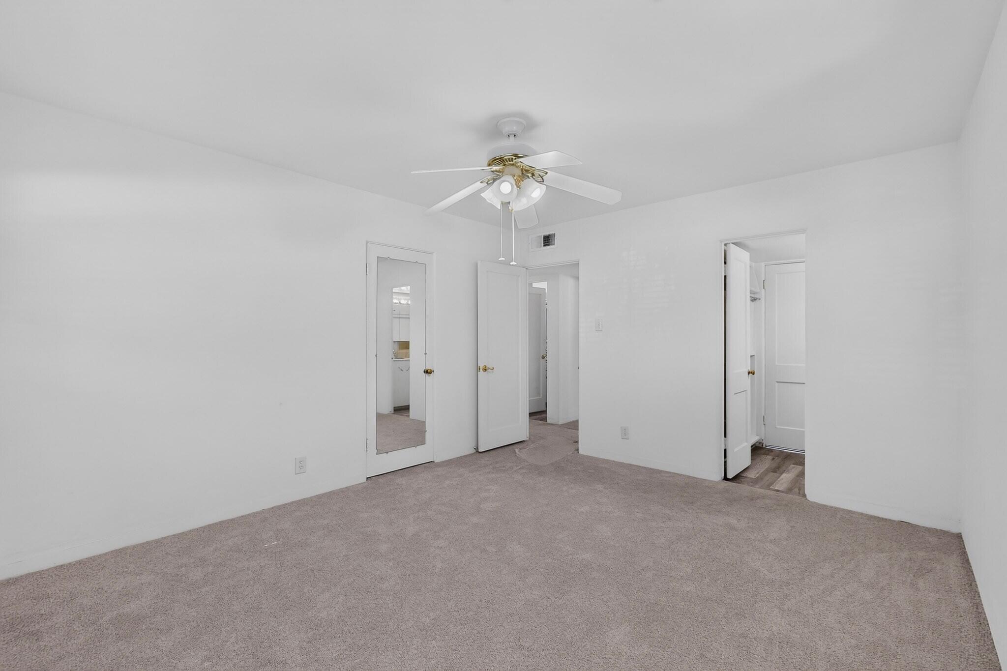 2015 Vermont Street NE