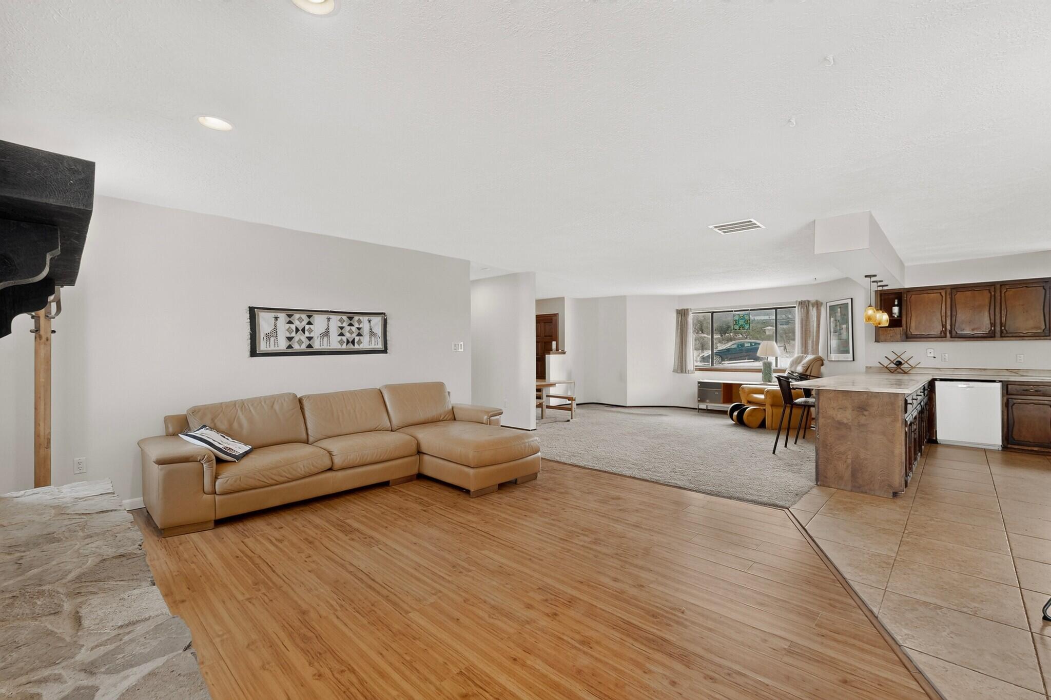 15 Vega Road