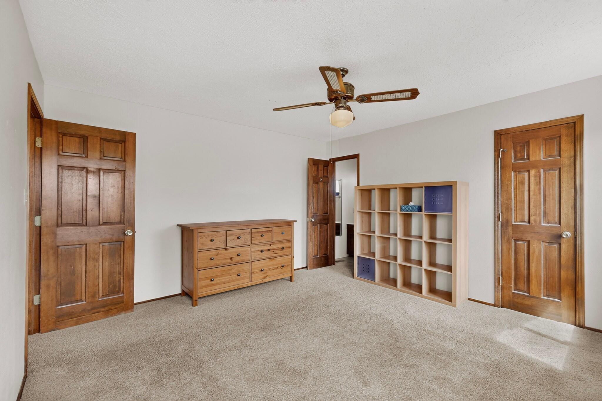 15 Vega Road
