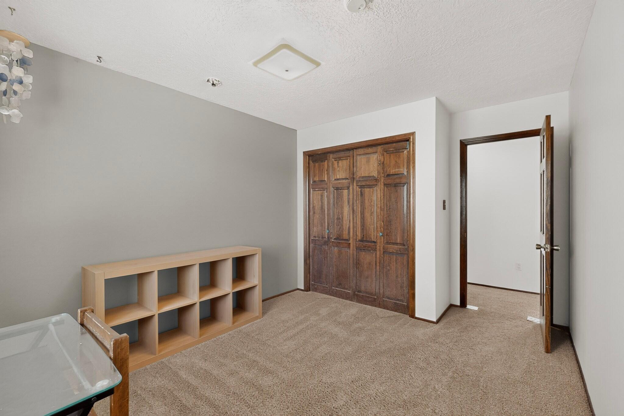 15 Vega Road
