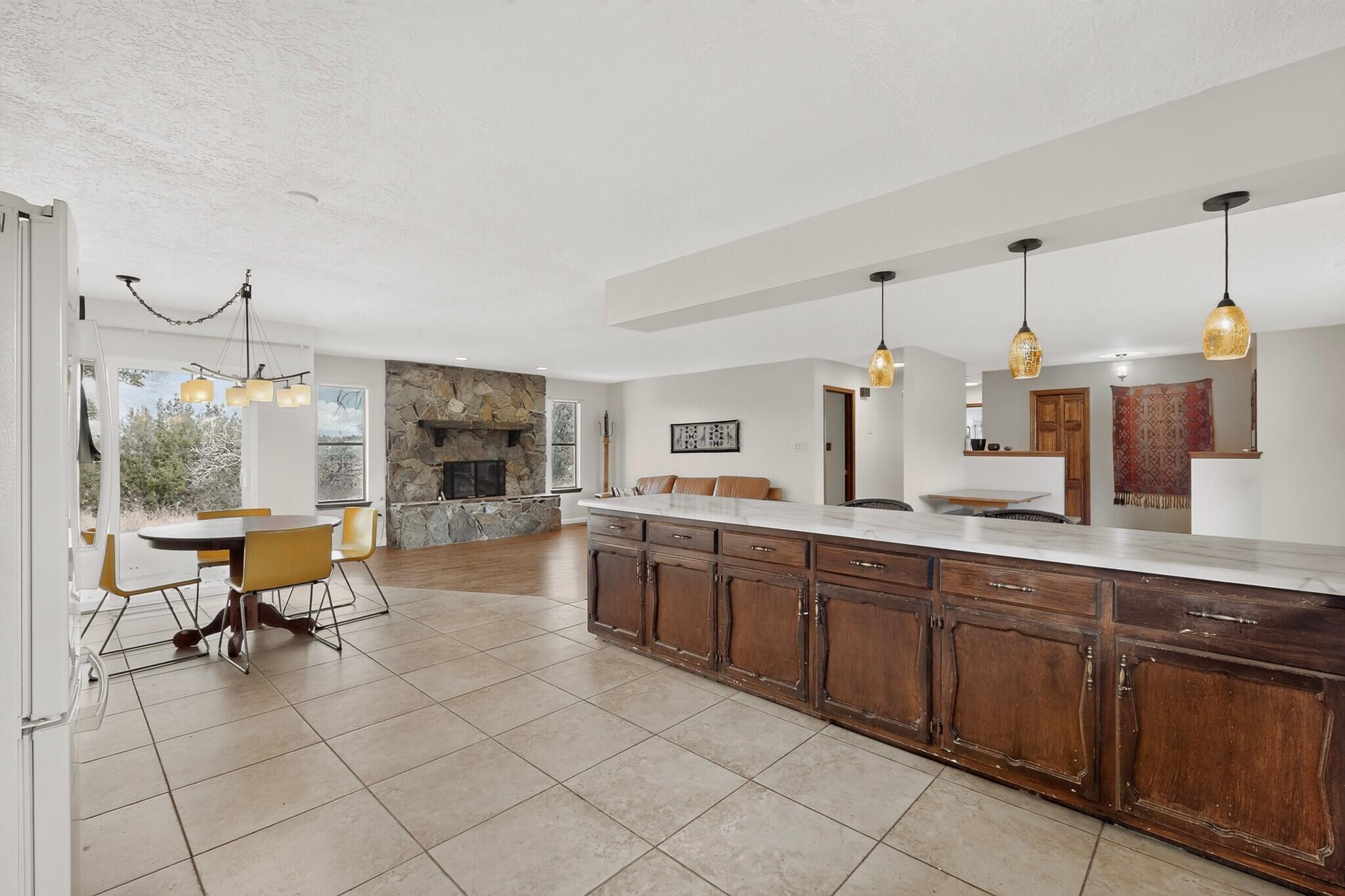 15 Vega Road