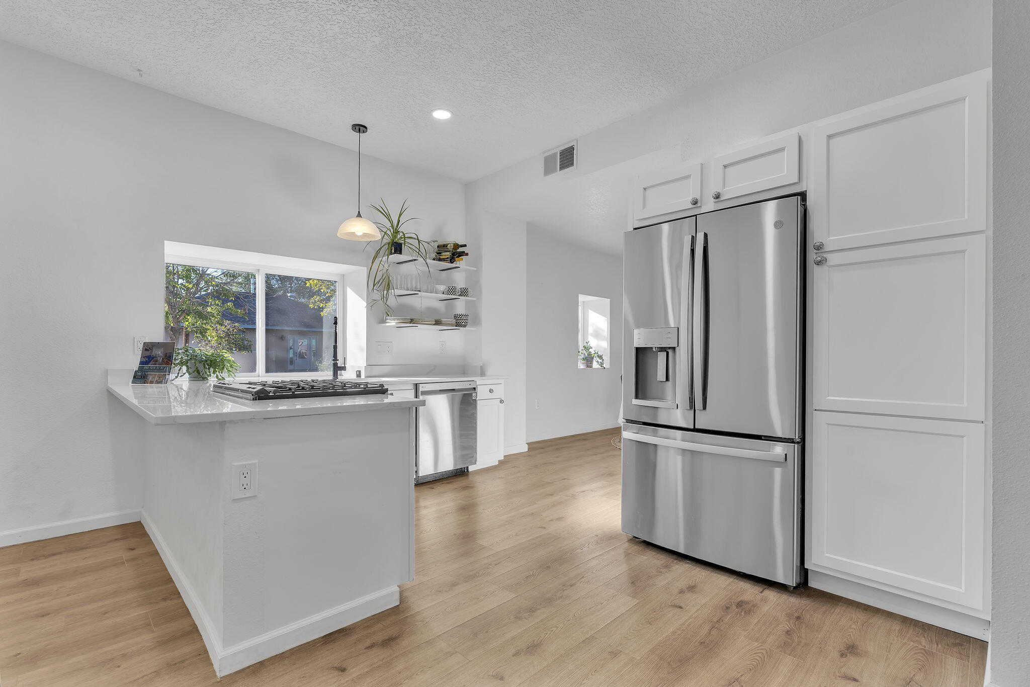 800 13th Street NW