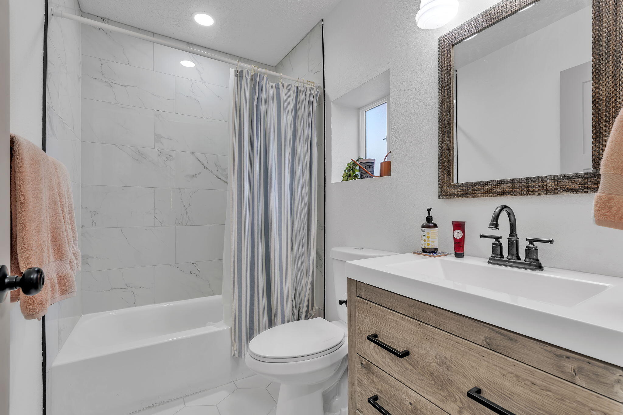 800 13th Street NW