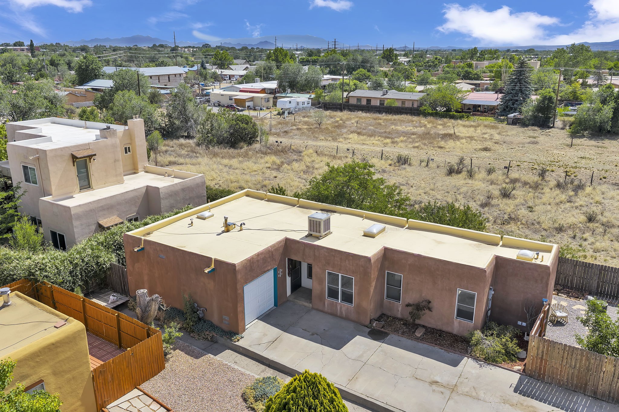 2450 CALLE CONTESSA
