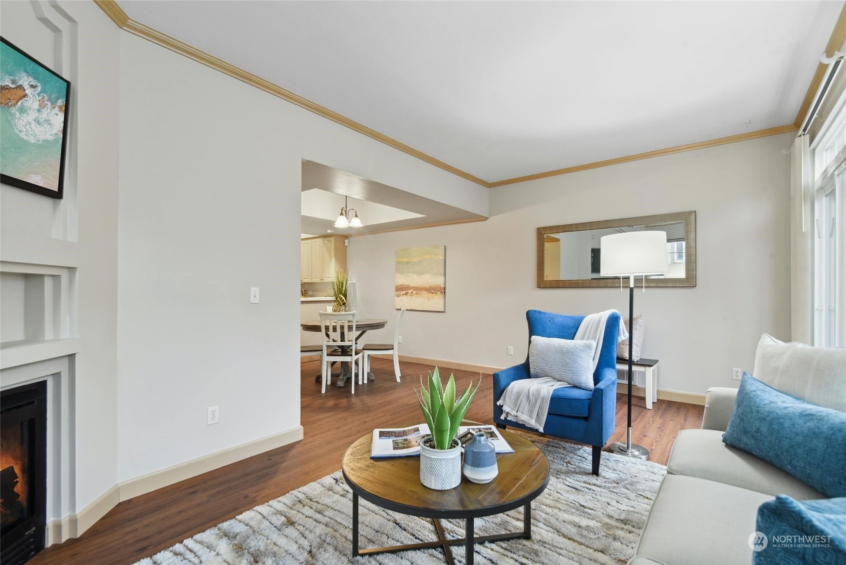 821 Sunset Boulevard NE Unit: E4