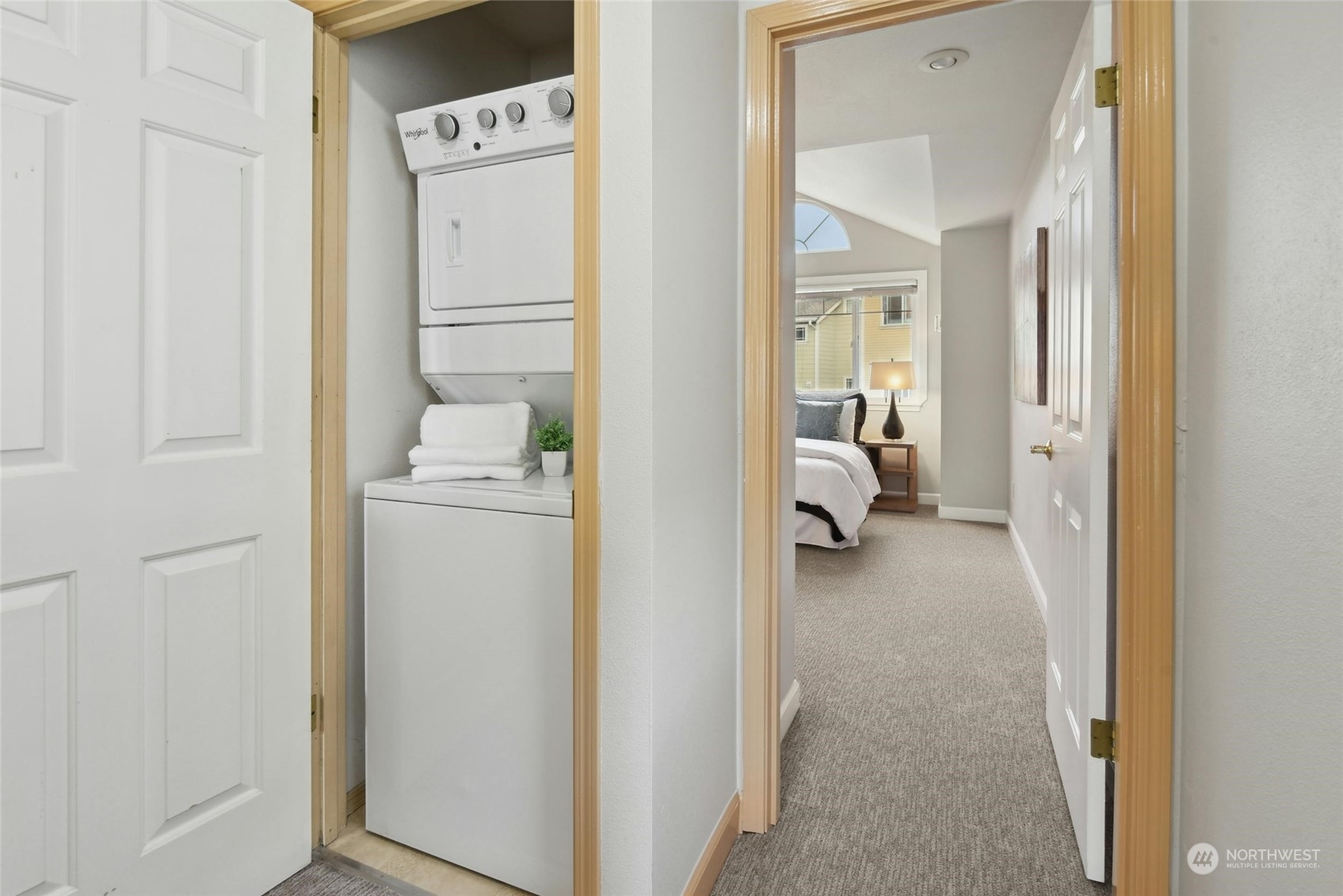 821 Sunset Boulevard NE Unit: E4
