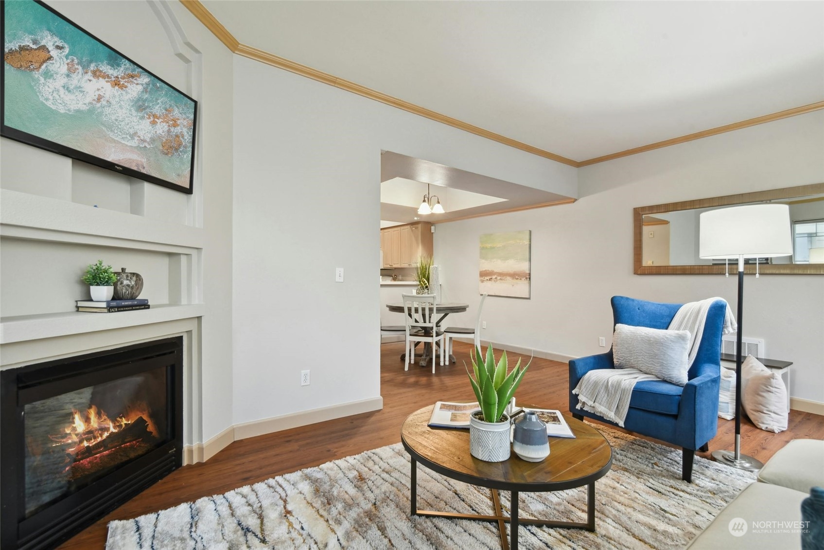 821 Sunset Boulevard NE Unit: E4