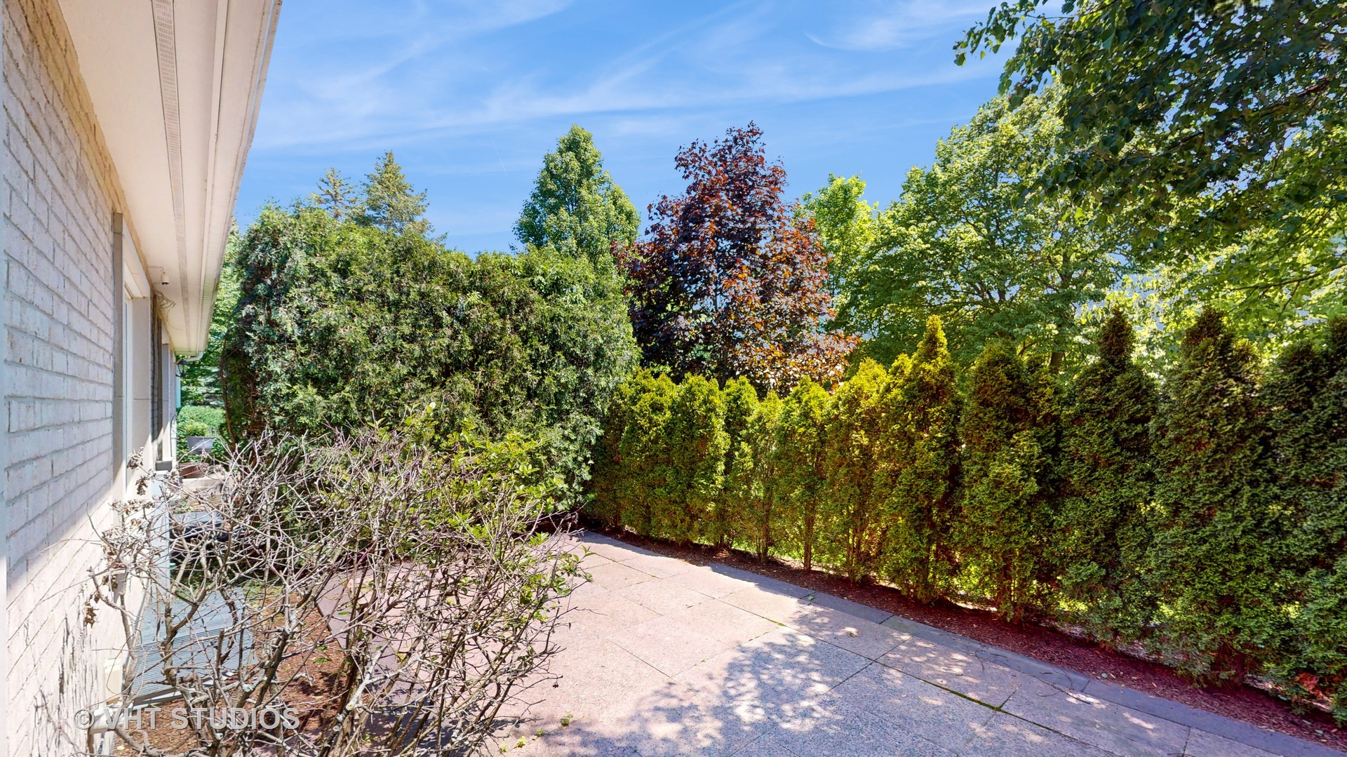 1116 Pine Oaks Circle