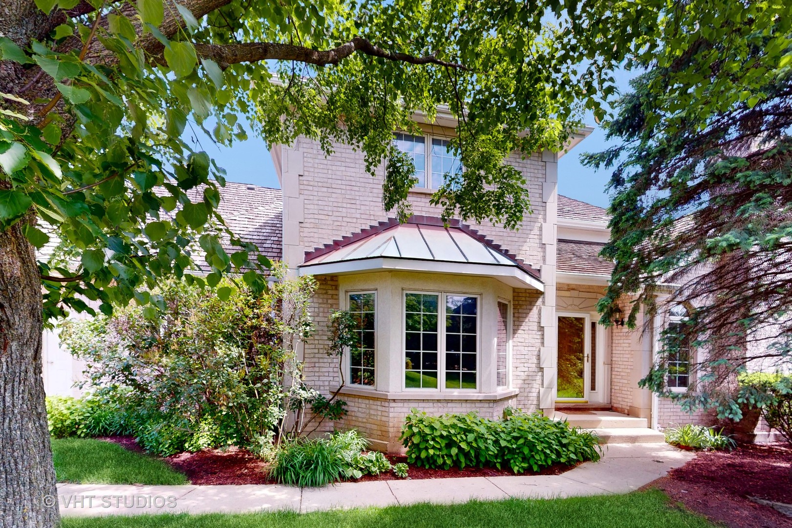 1116 Pine Oaks Circle