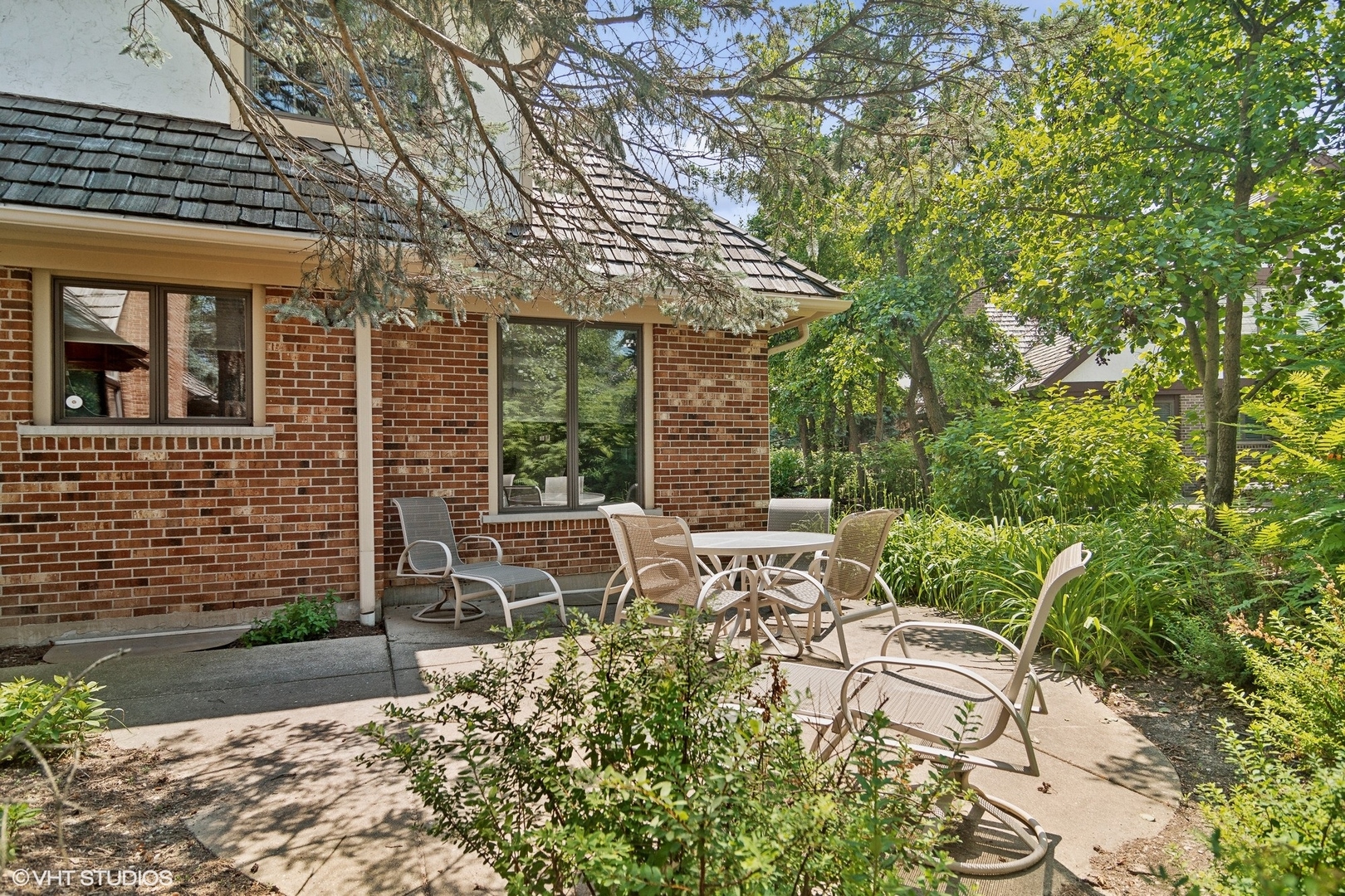987 Coventry Lane