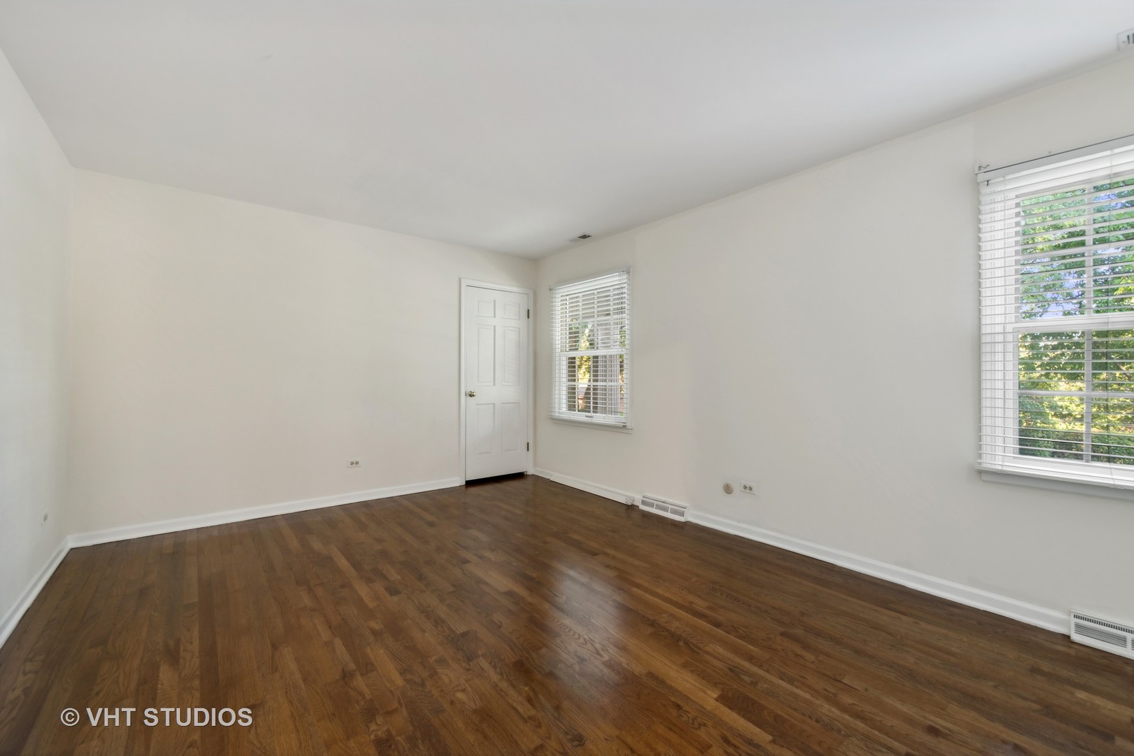 2434 Greenview Road