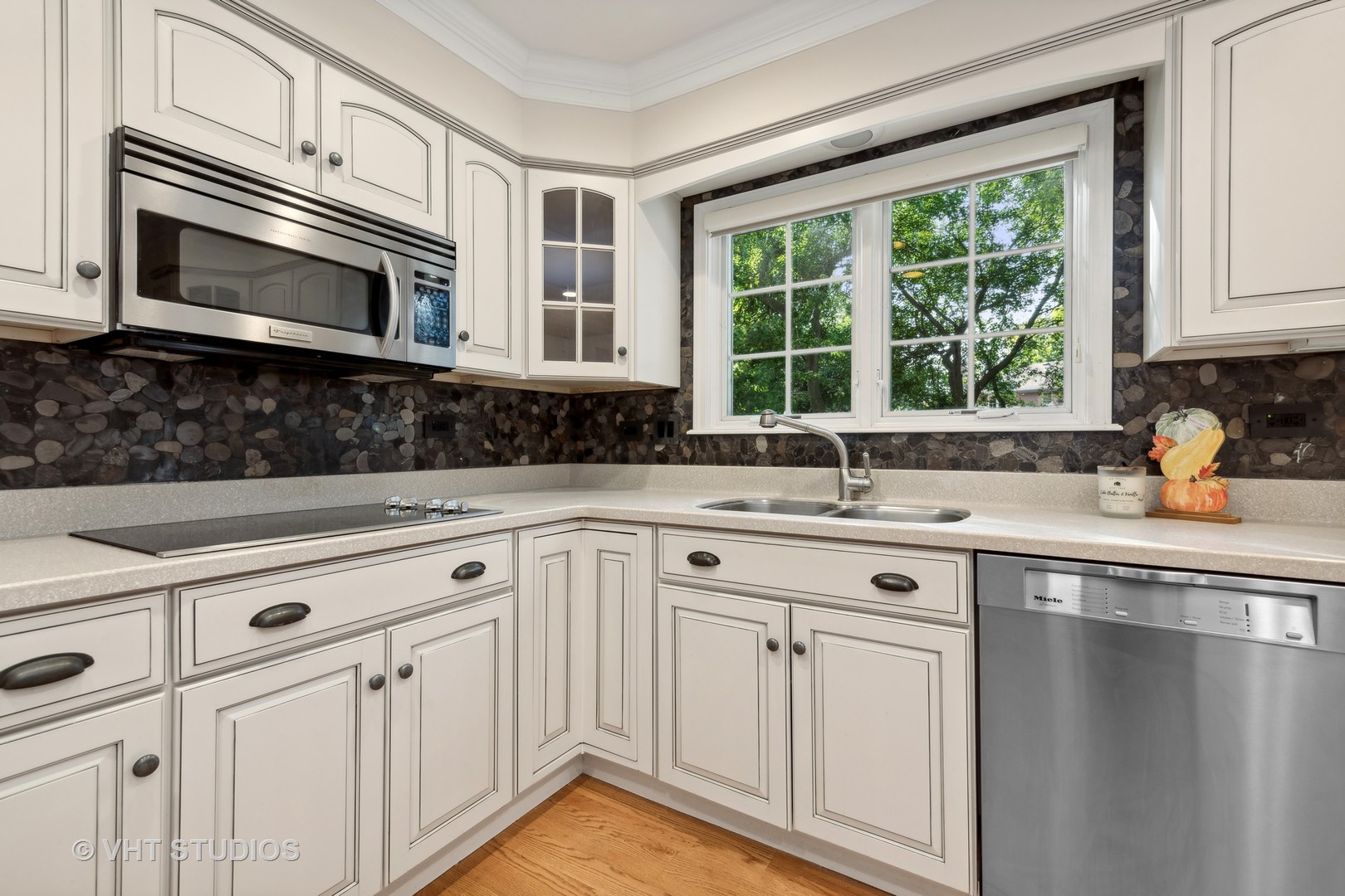 2434 Greenview Road